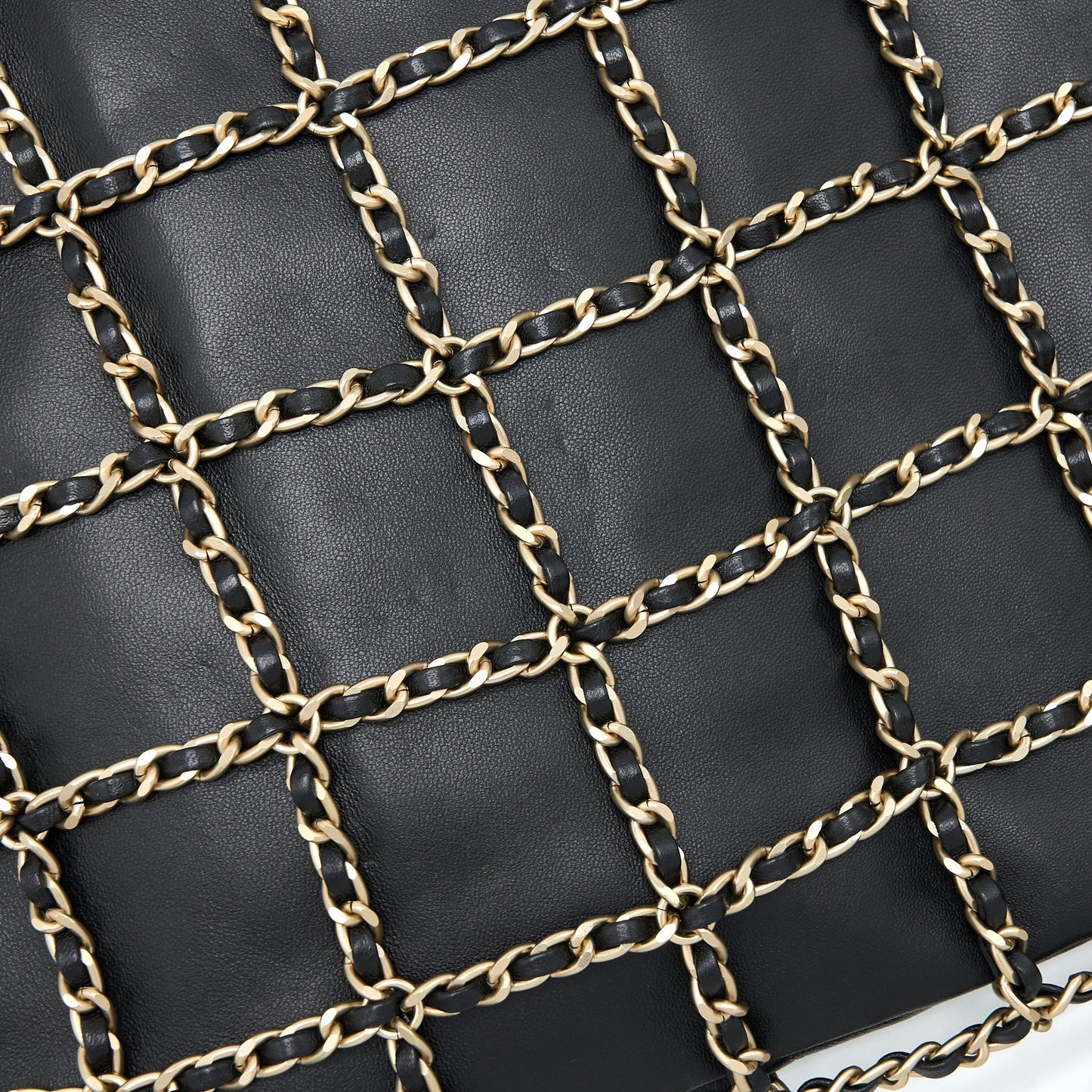 Chanel Cruise 2020 black chained Tote Bag Lambskin Black L