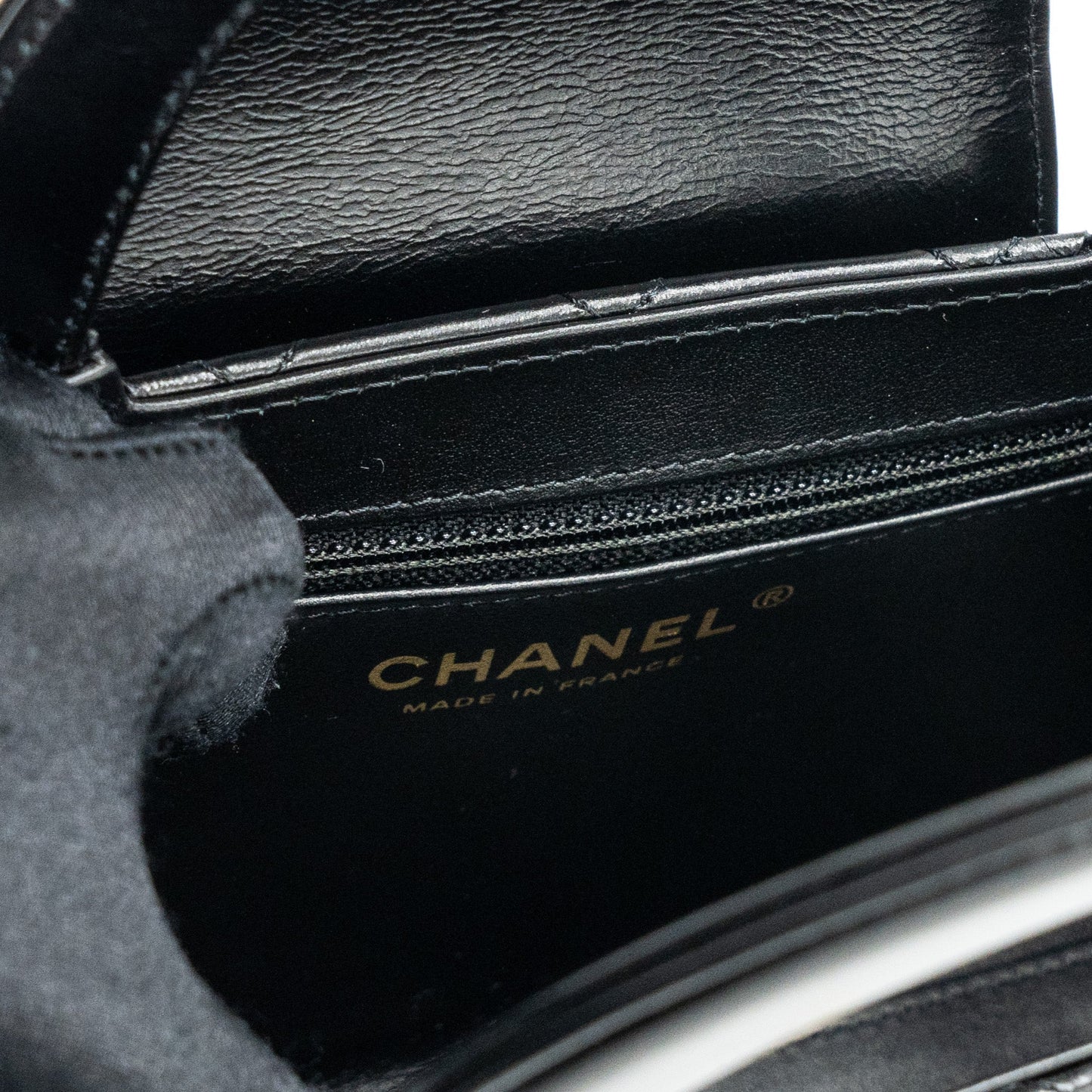 Chanel 23K kelly bag calfskin black  (microchip)