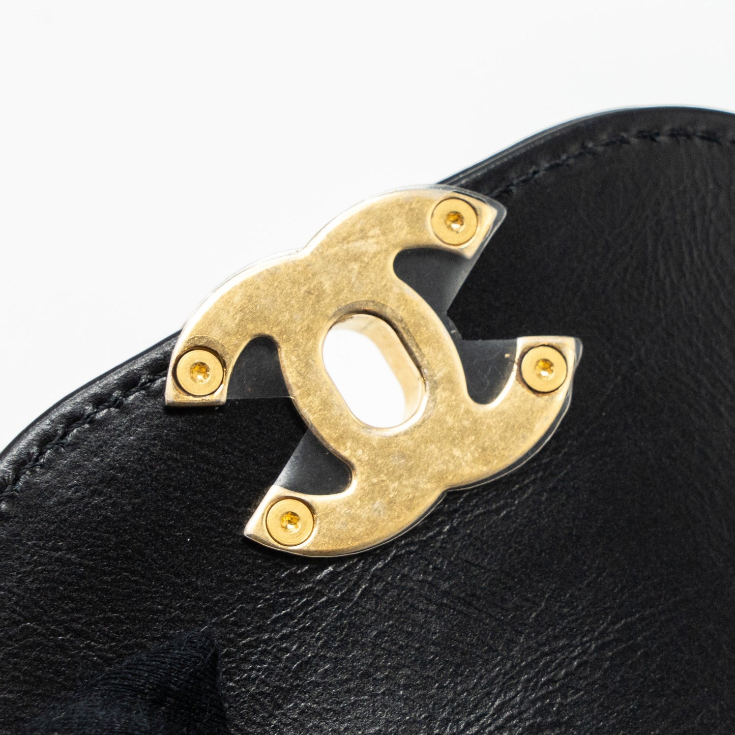 Chanel 23K kelly bag calfskin black  (microchip)
