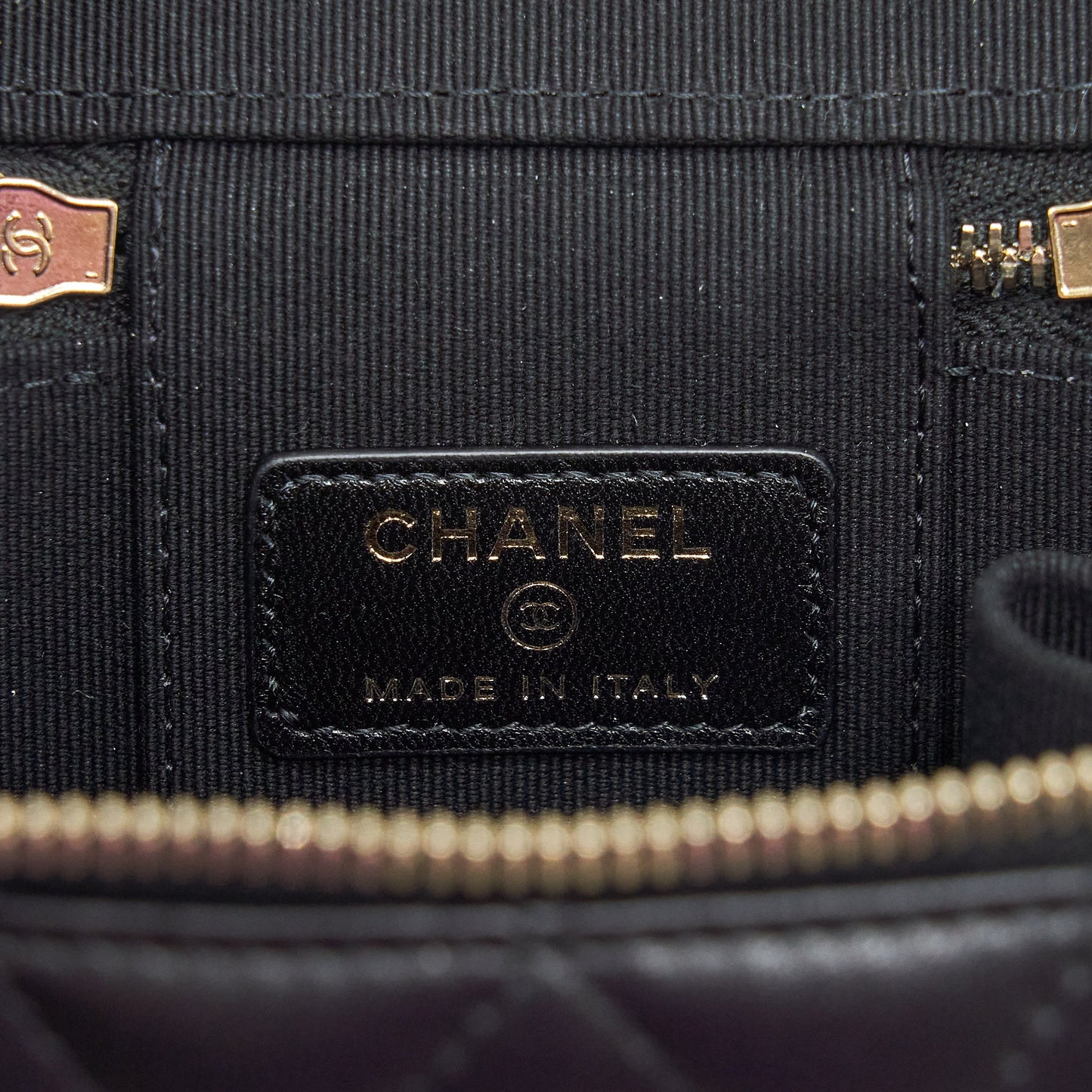 Chanel Top Handle Mini Vanity With Chain Lambskin Black L