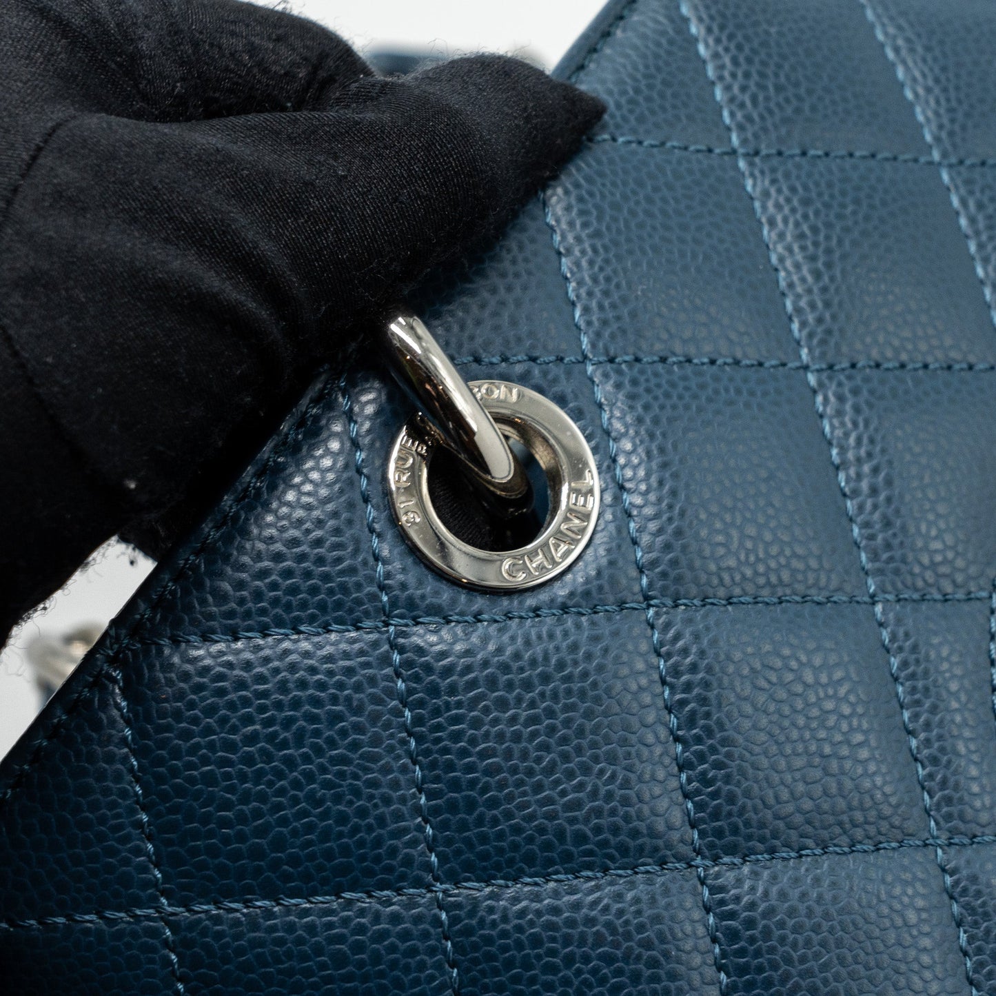 Chanel Grand Shopping Tote/ GST Caviar Dark Blue