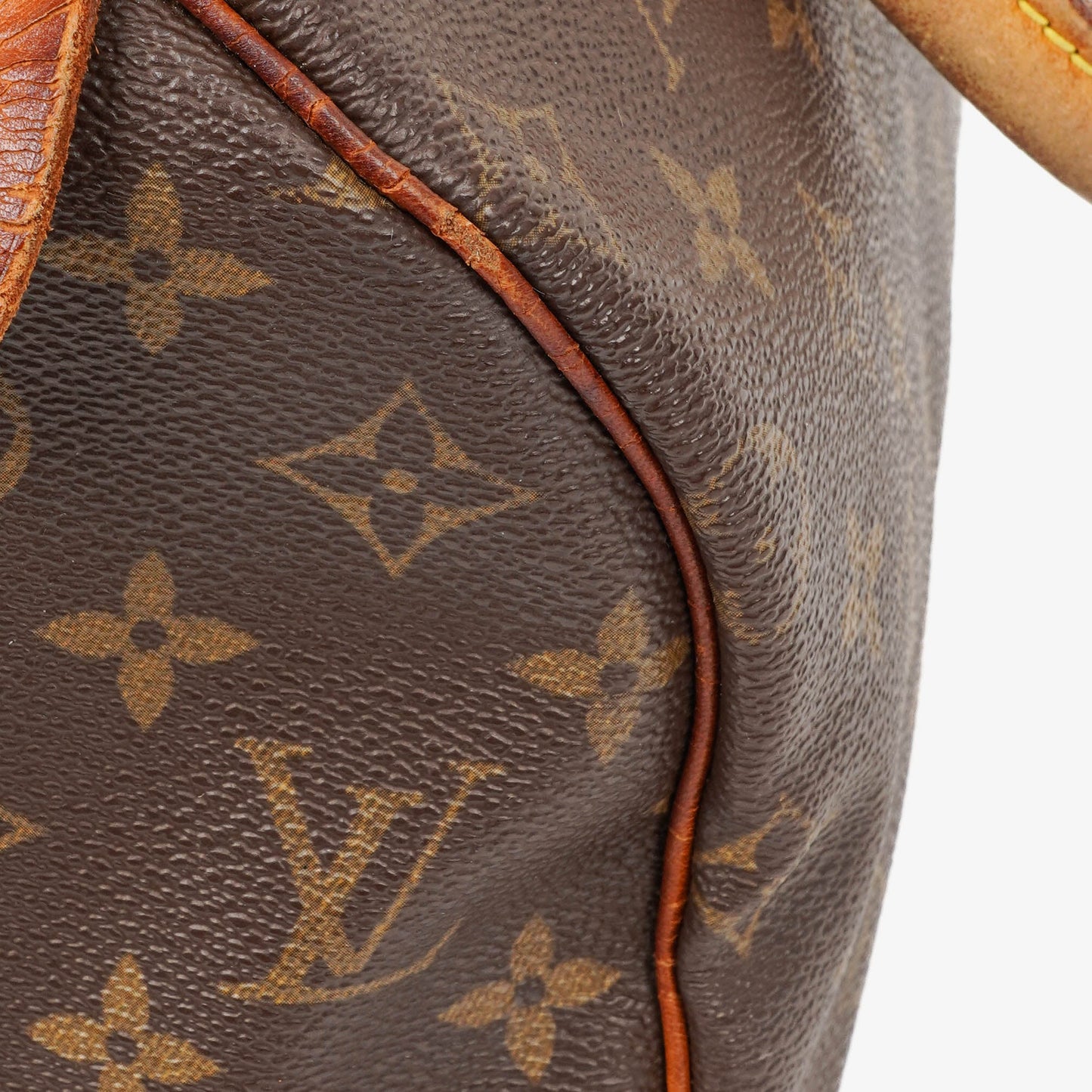 Louis Vuitton  25 Monogram Canvas Handbag