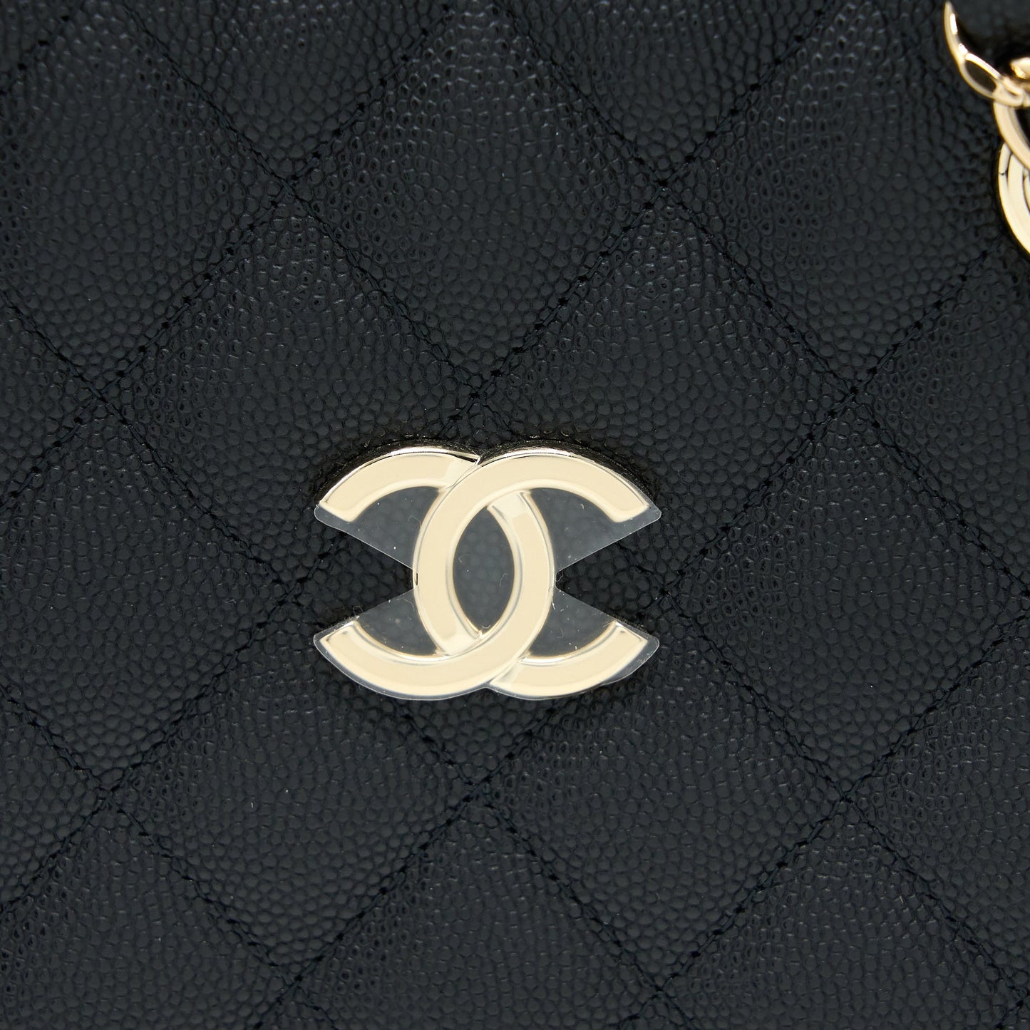 Chanel 22S Mini Bucket Bag Caviar Black L (Microchip)