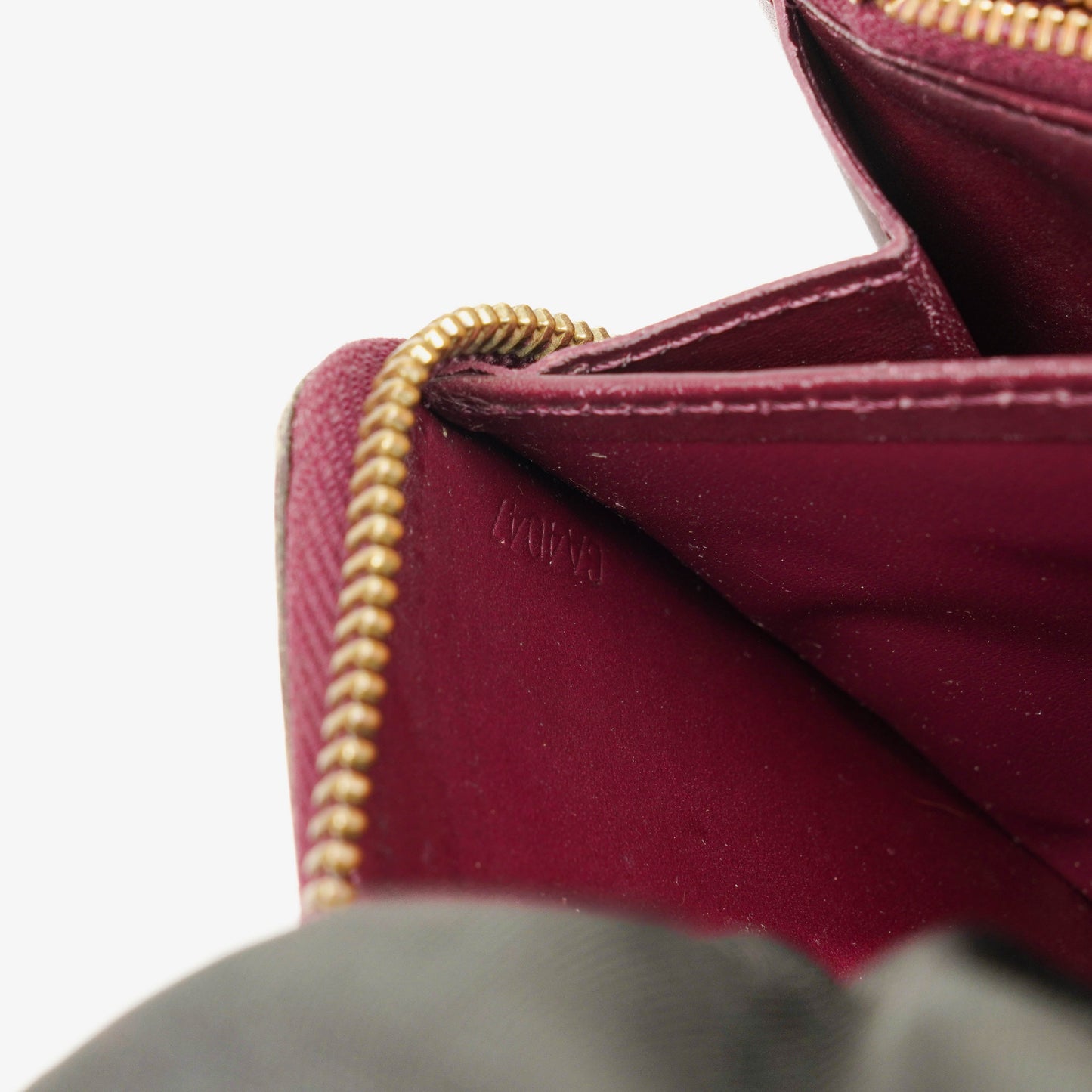 Louis Vuitton Vernis Zippy Wallet