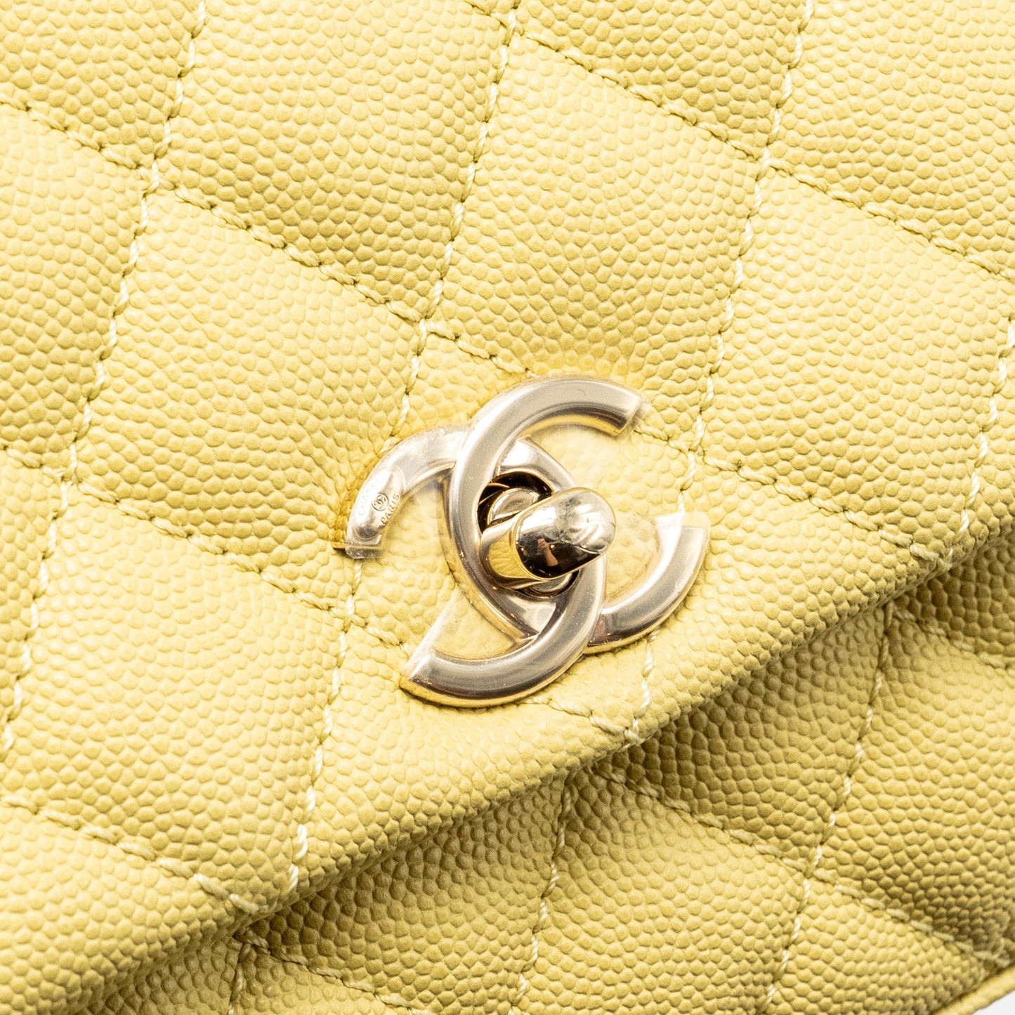 Chanel Mini Cocohandle caviar Yellow L