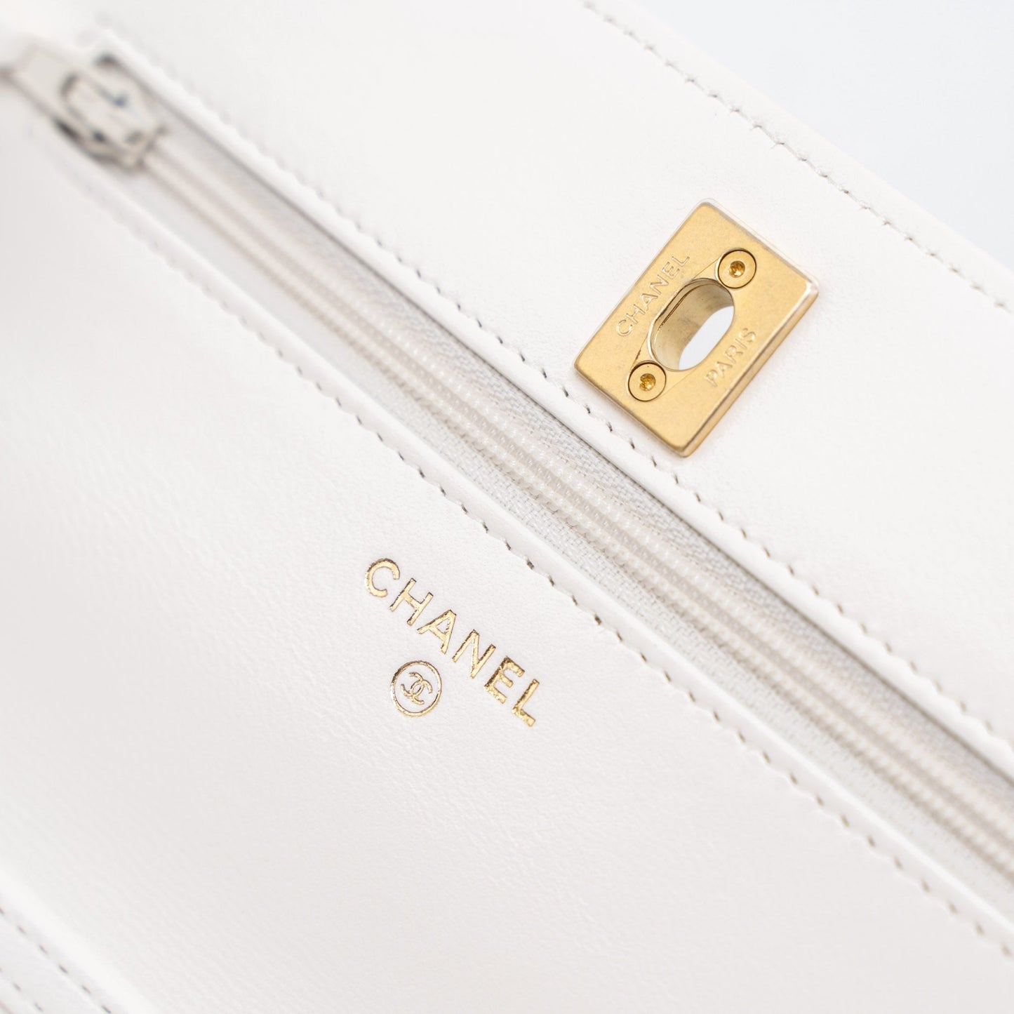 Chanel Pearl Crush Wallet on Chain Lambskin White Brushed  (Microchip)