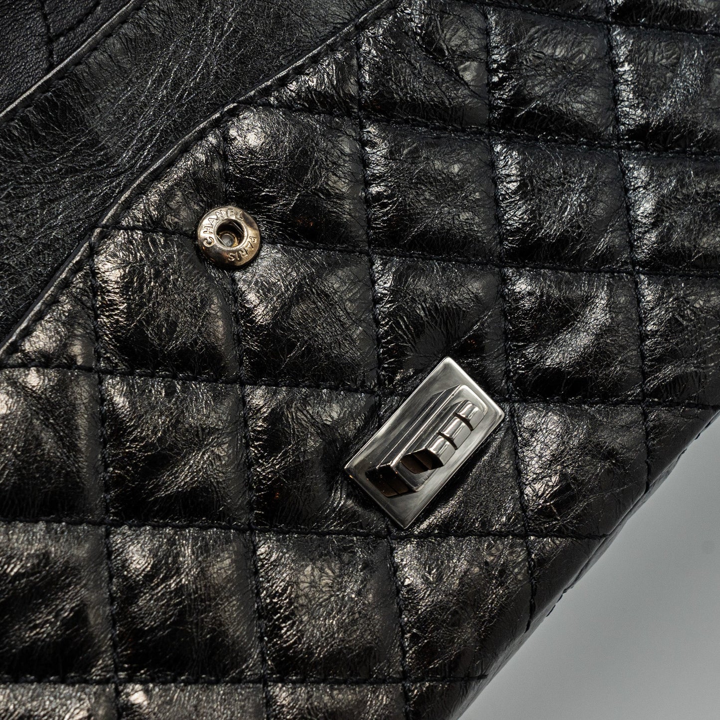Chanel 2.55 226 Reissue Double Flap Bag Grained Calfskin Black