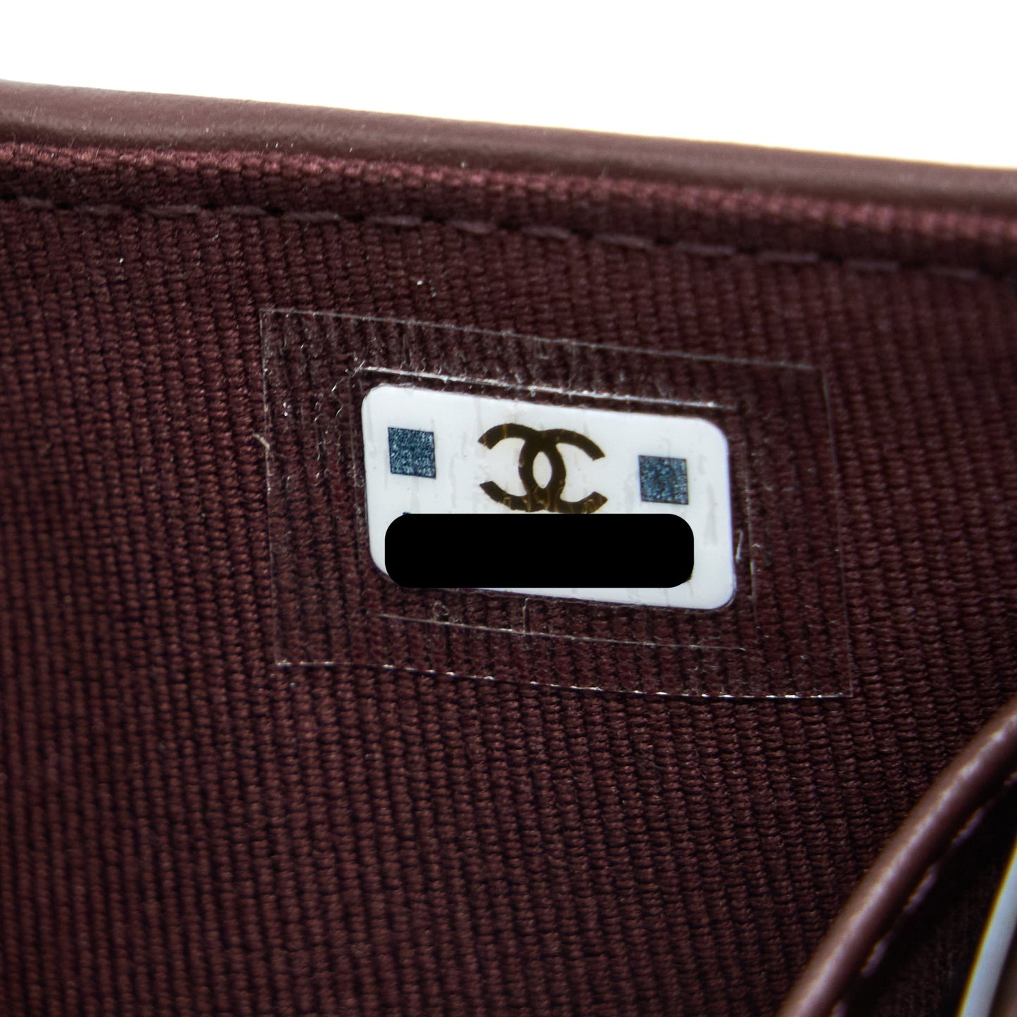 Chanel Small Compact Wallet Caviar Black L (Microchip)
