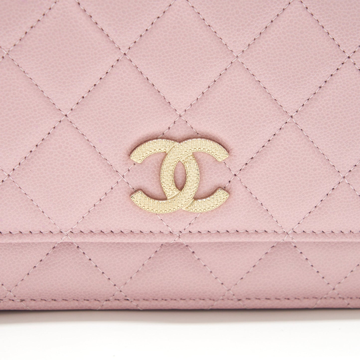 Chanel 22B Wallet On Chain With Detail CC Logo Caviar Light Pink NJ523 L(Microchip)