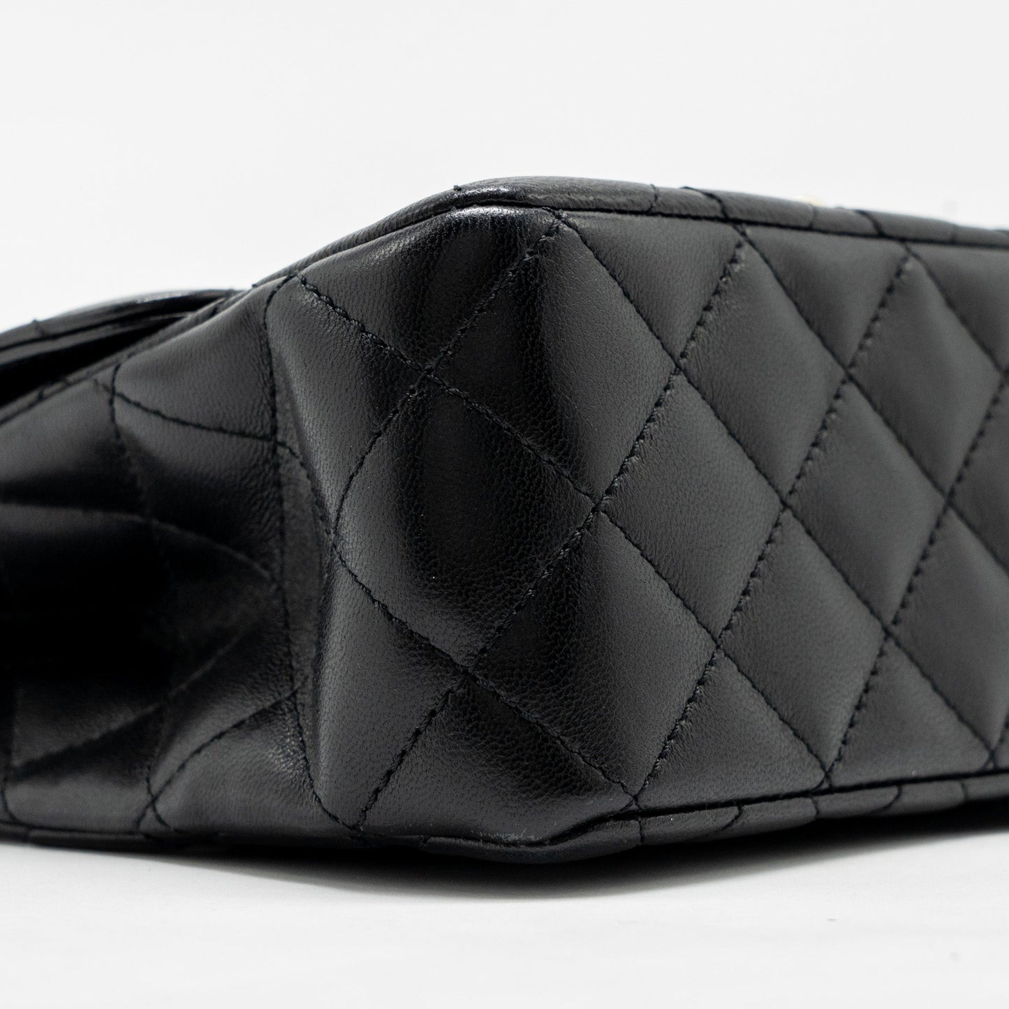 Chanel 23a Crystal Top Handle Flap Bag Shiny Lambskin Black L(microchip)