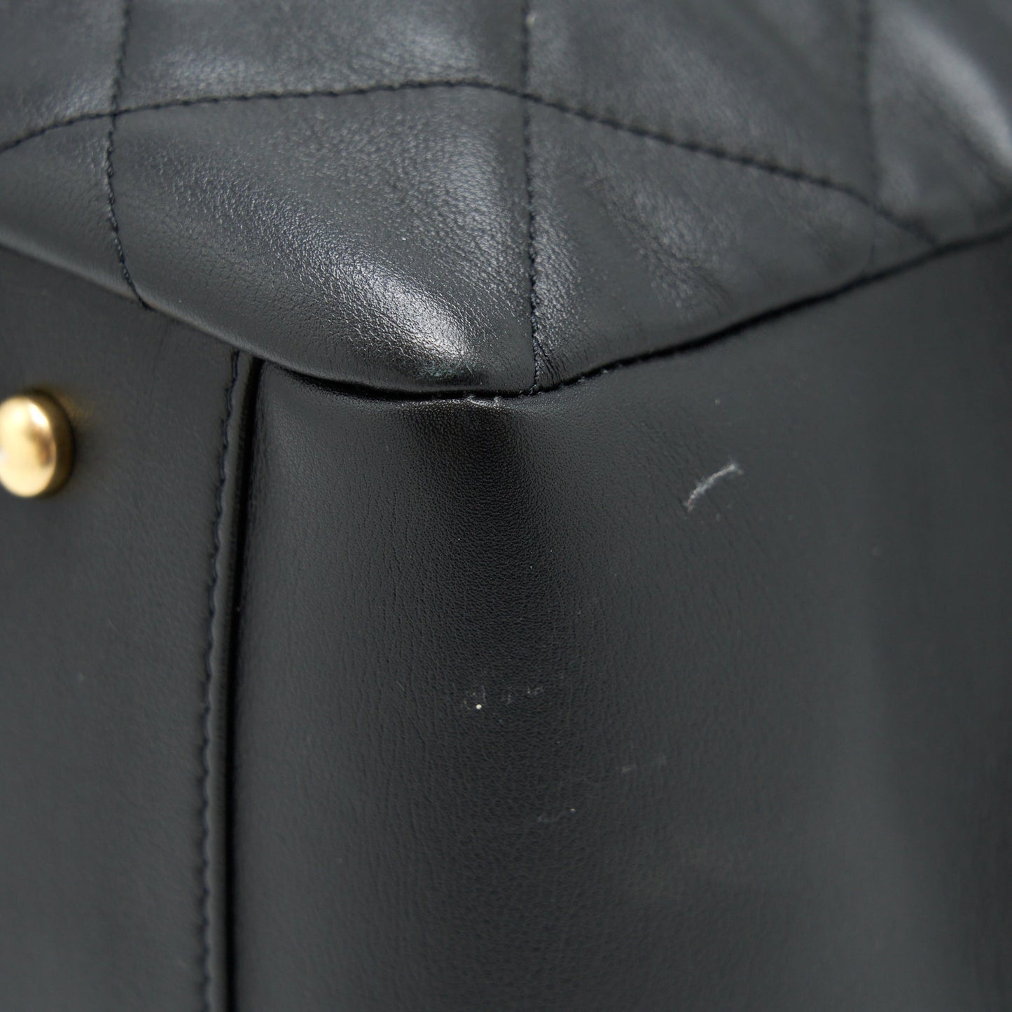 Chanel Supple Tote Black