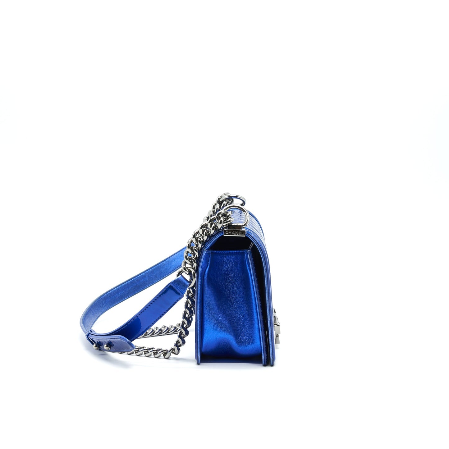 Chanel Medium Handbag - EworeBags