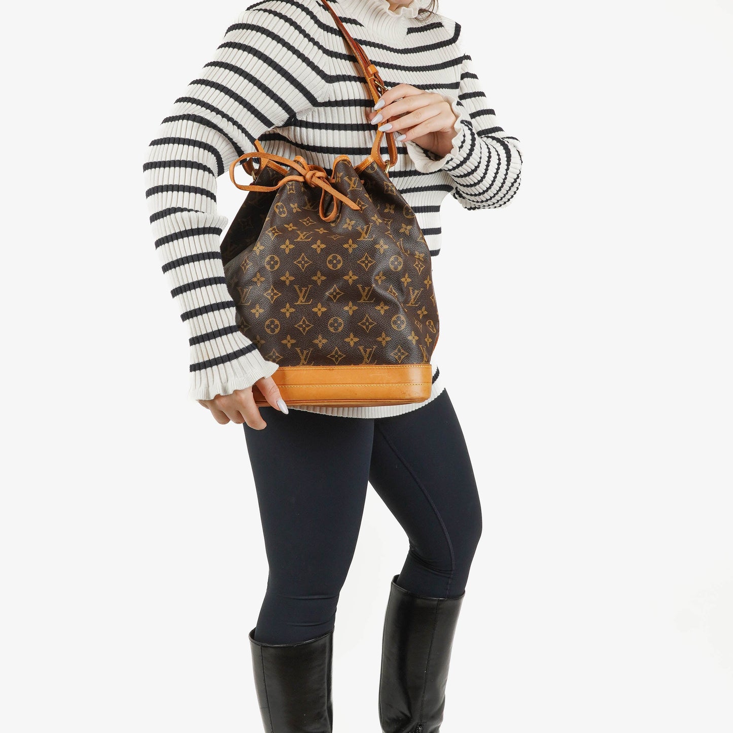 Louis Vuitton Noe Grande GM Monogram Canvas Shoulder Bag