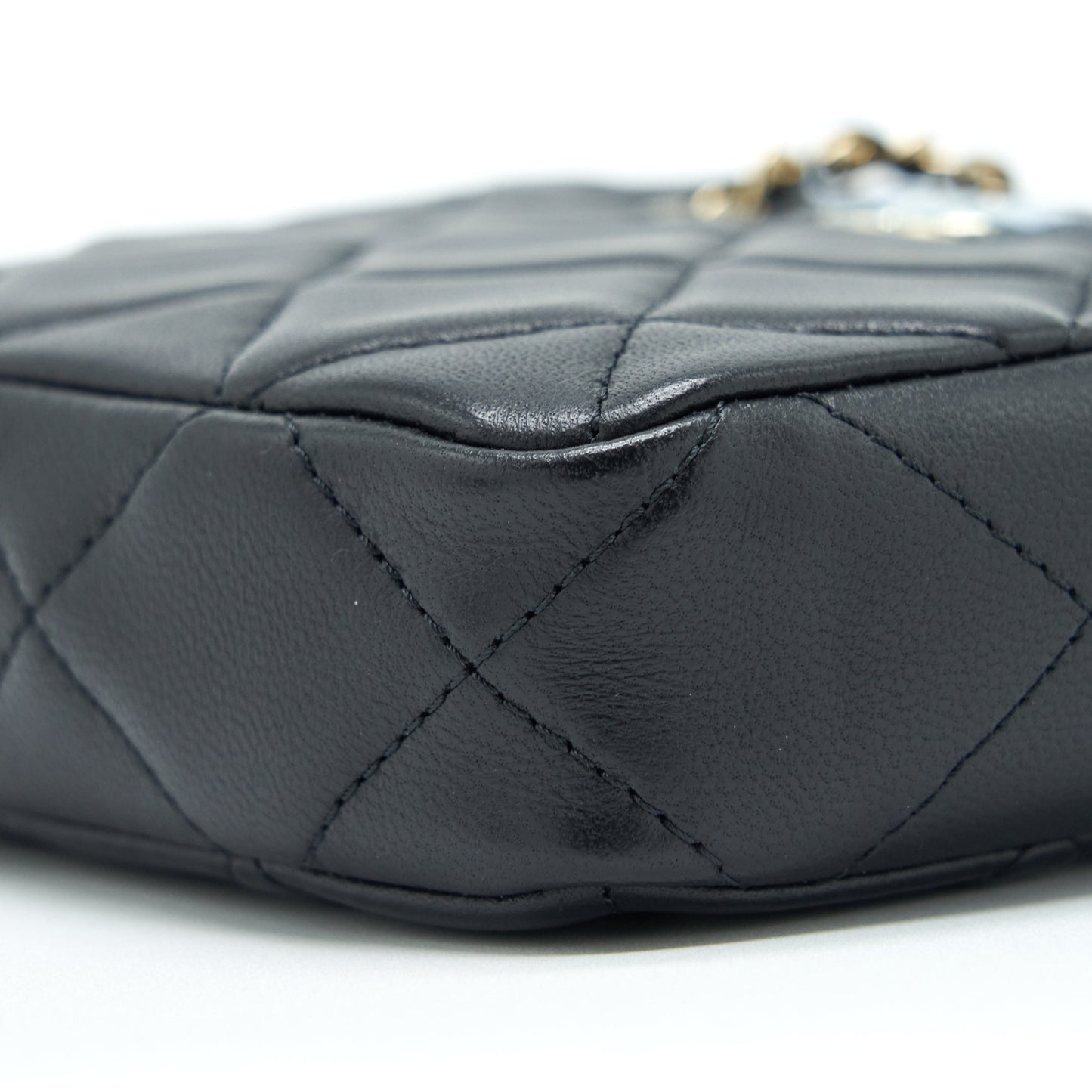 Chanel 22C Mini Crossbody Pouch Lambskin Black L