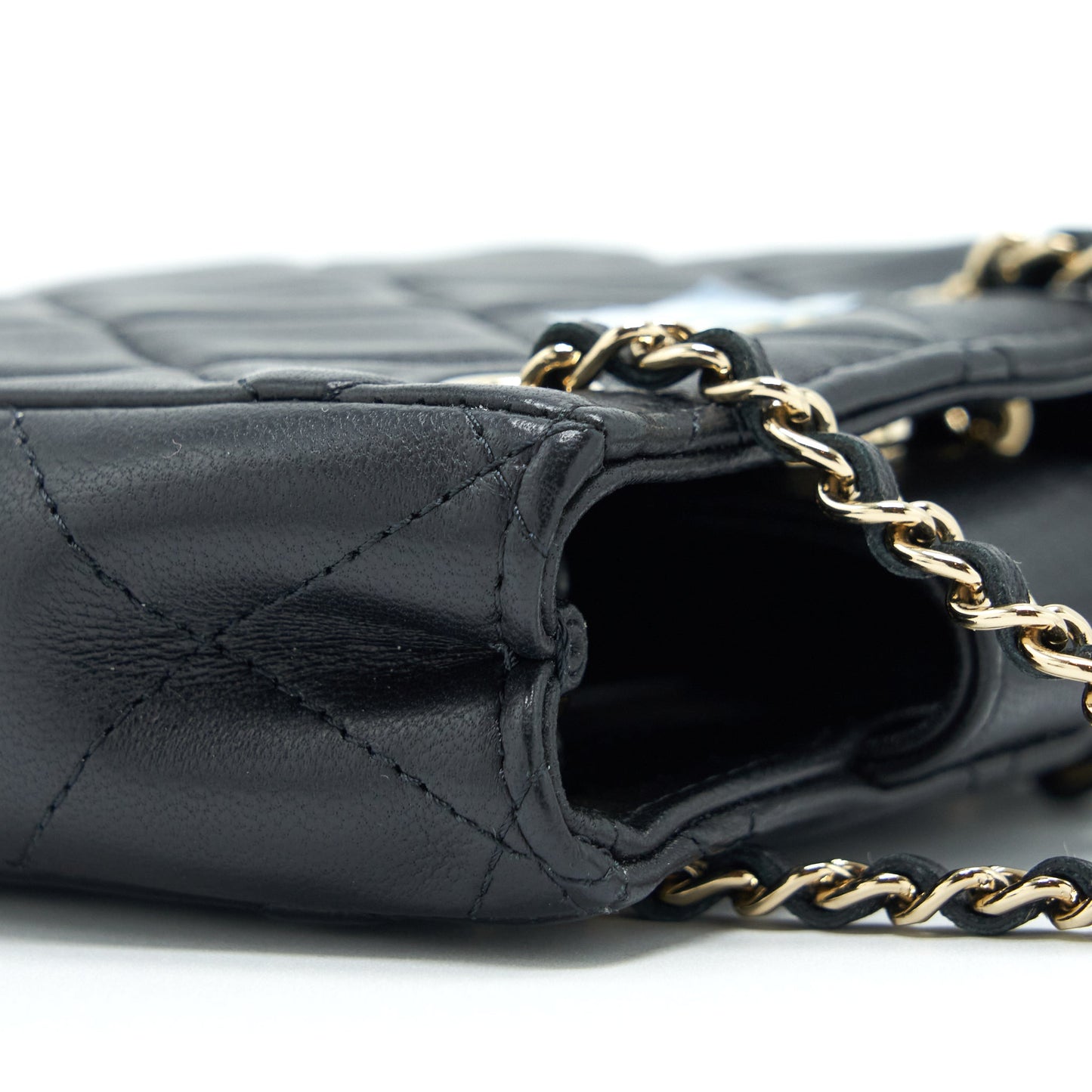 Chanel 22C Mini Crossbody Pouch Lambskin Black L