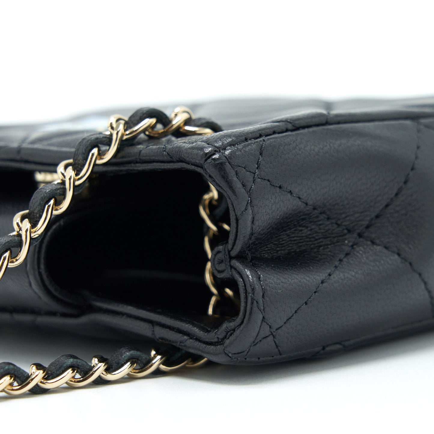 Chanel 22C Mini Crossbody Pouch Lambskin Black L