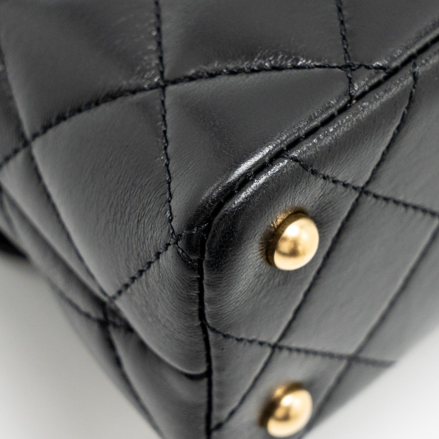 Chanel 25p Top Handle Flap Bag Shiny Lambskin Black (microchip)