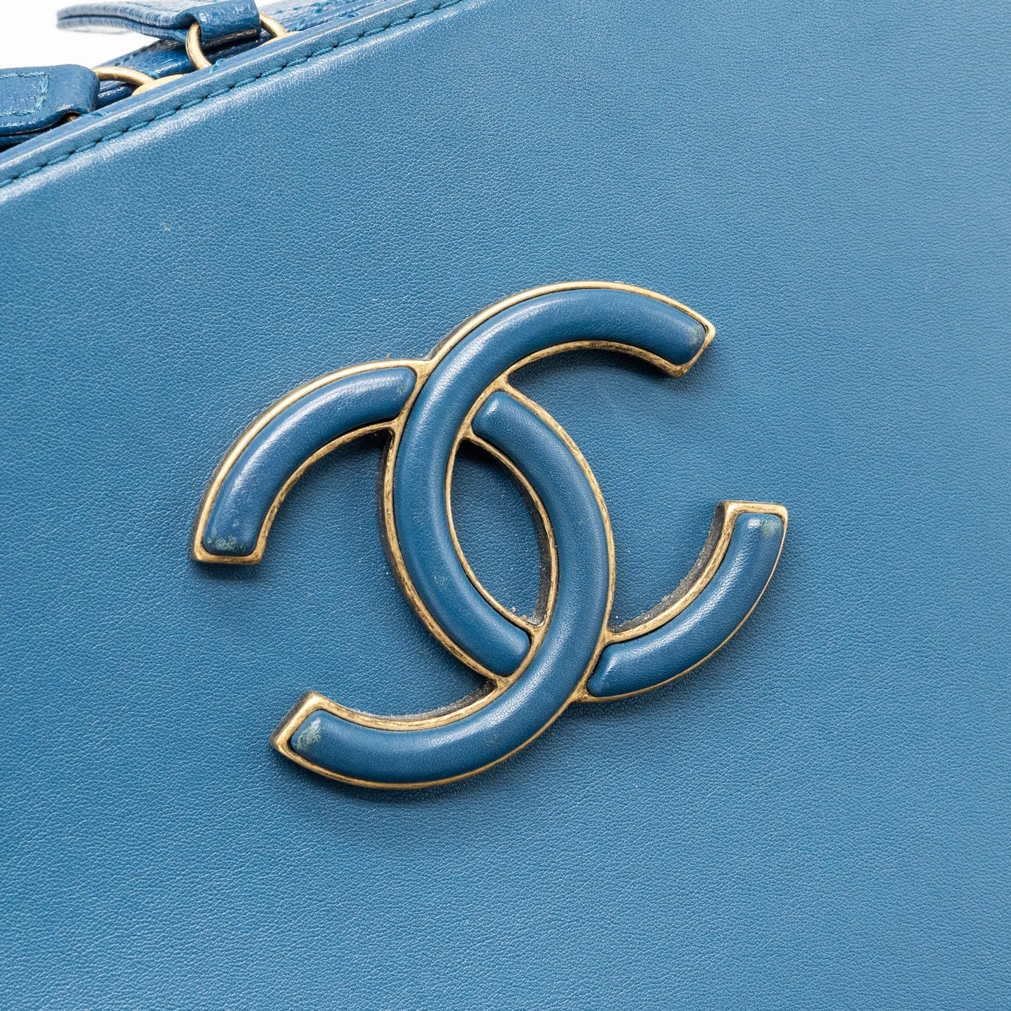 Chanel top handle zip vanity bag leather blue