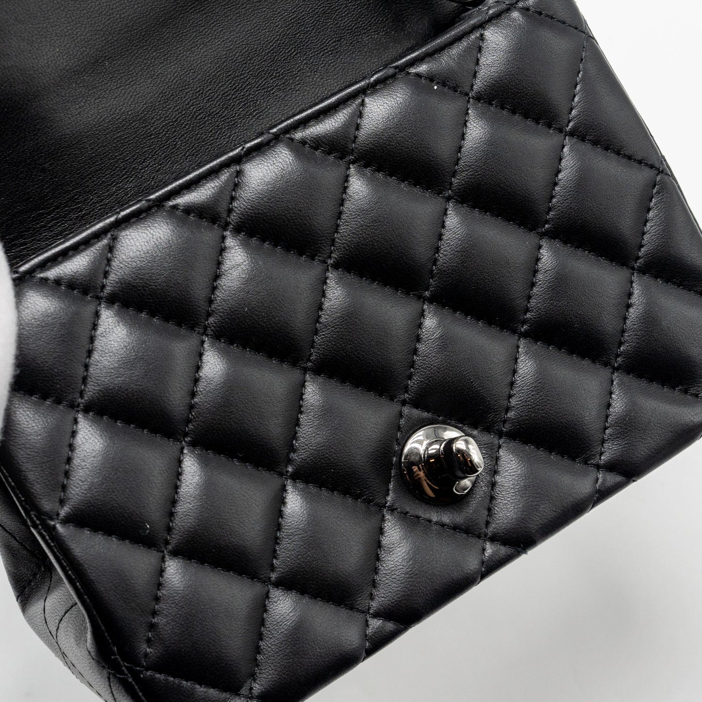 Chanel mini square Flap bag lambskin black