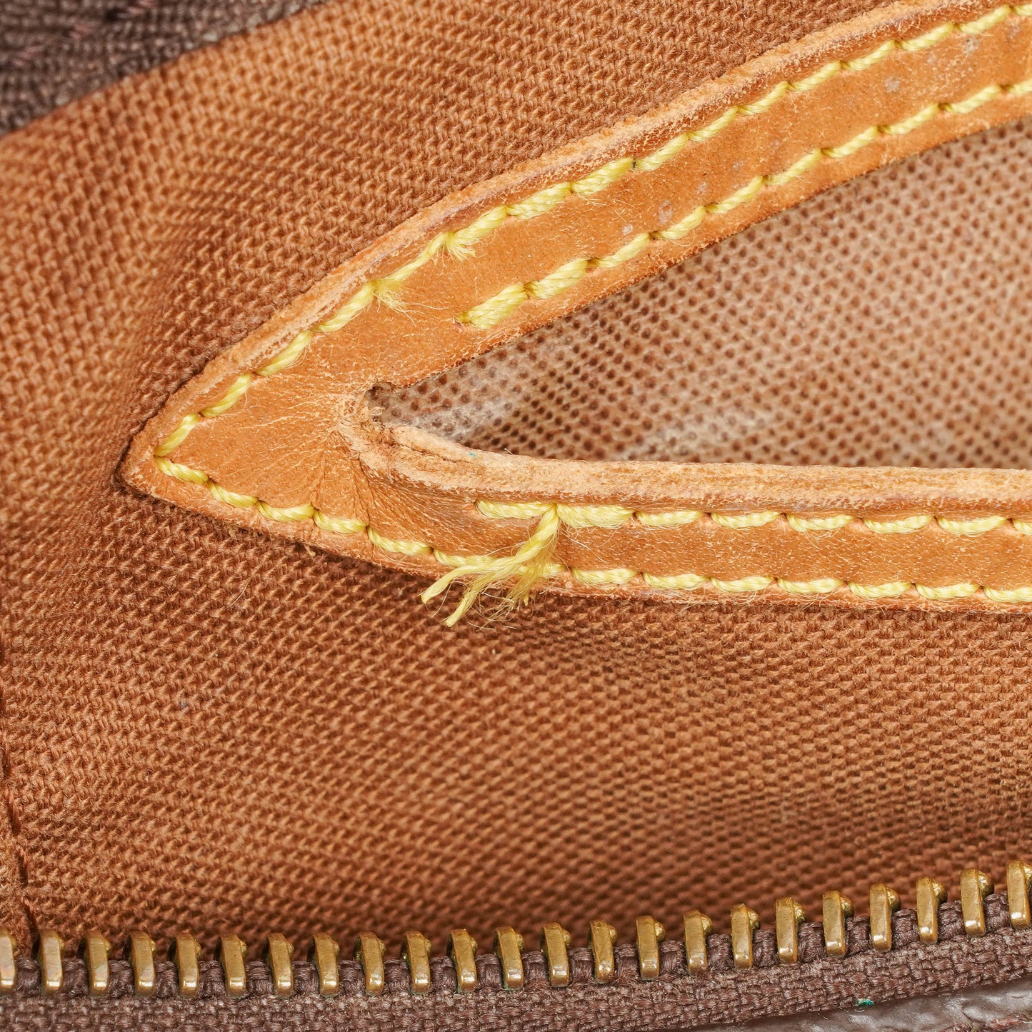Louis Vuitton  30 Monogram Canvas Handbag