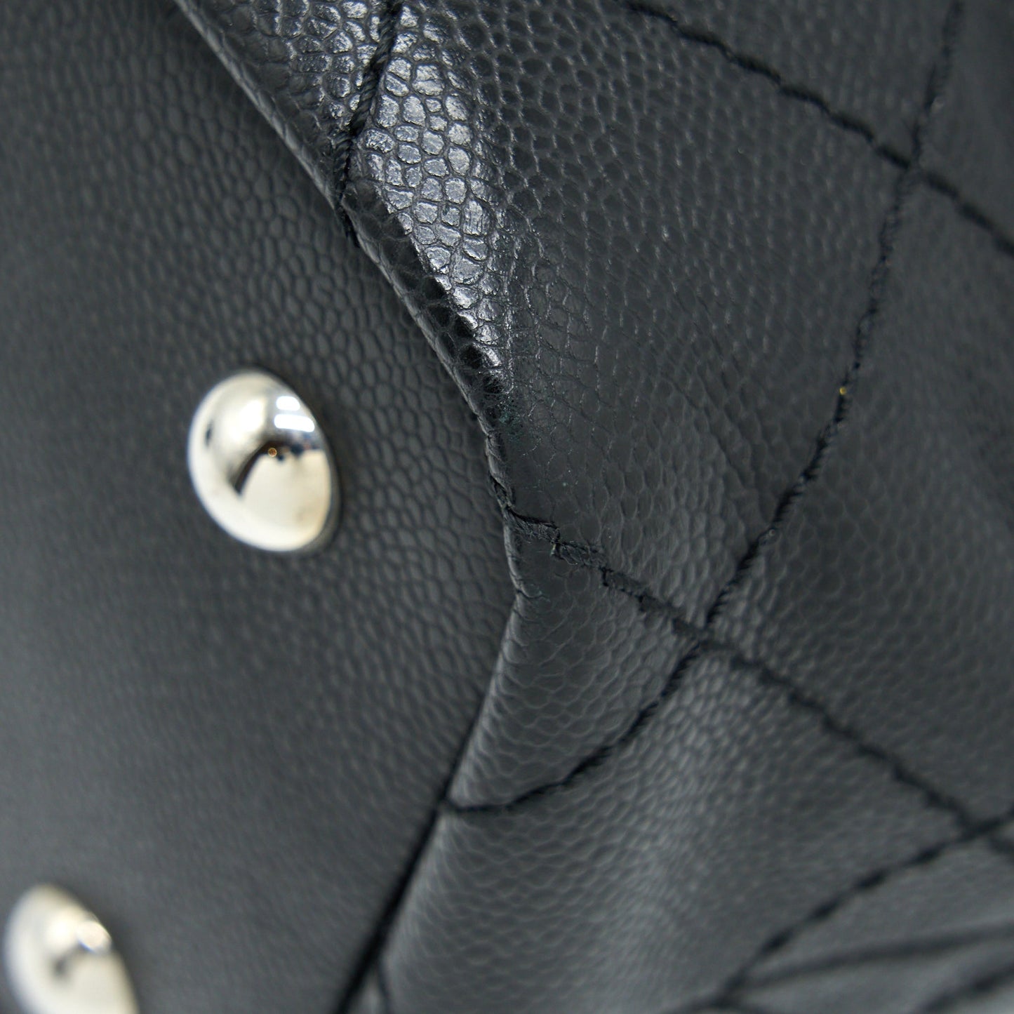 Chanel Tote Bag Caviar Black