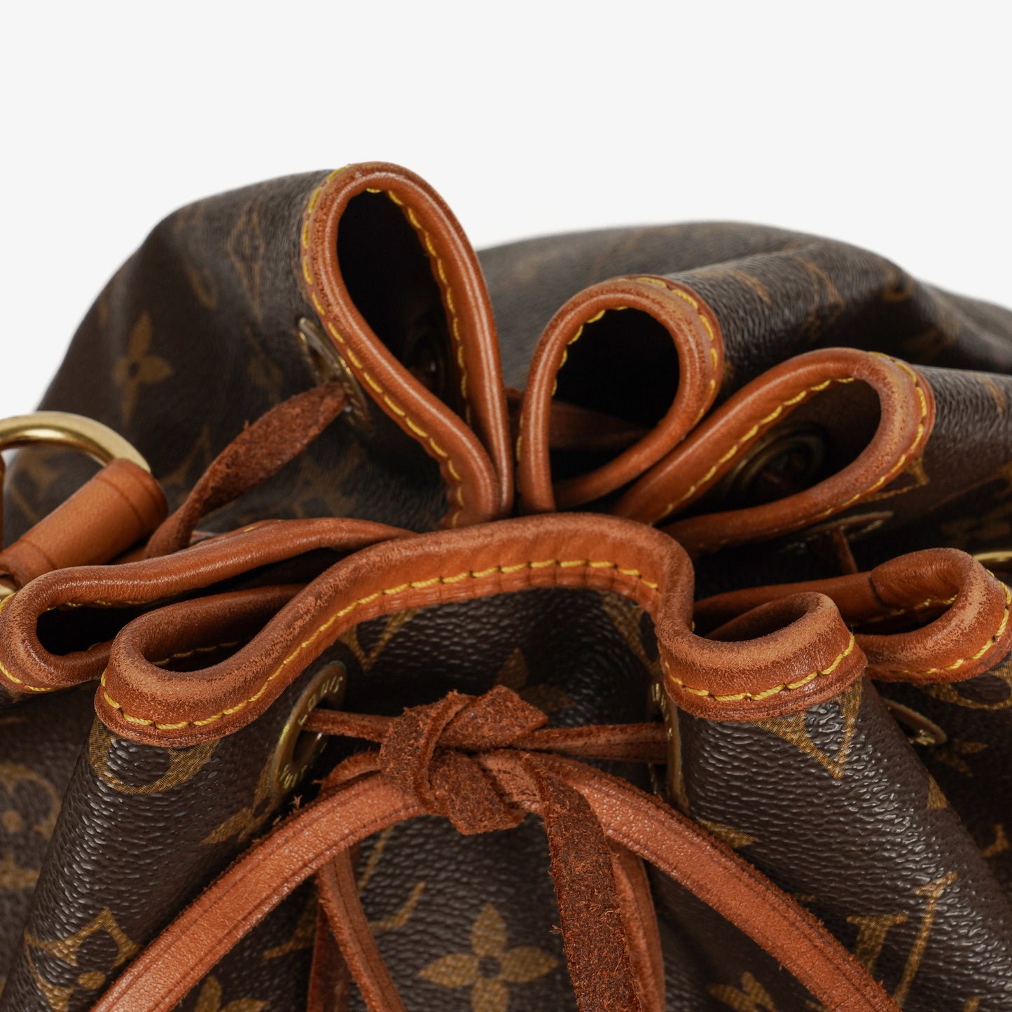 Louis Vuitton Noe Grande GM Monogram Canvas Shoulder Bag