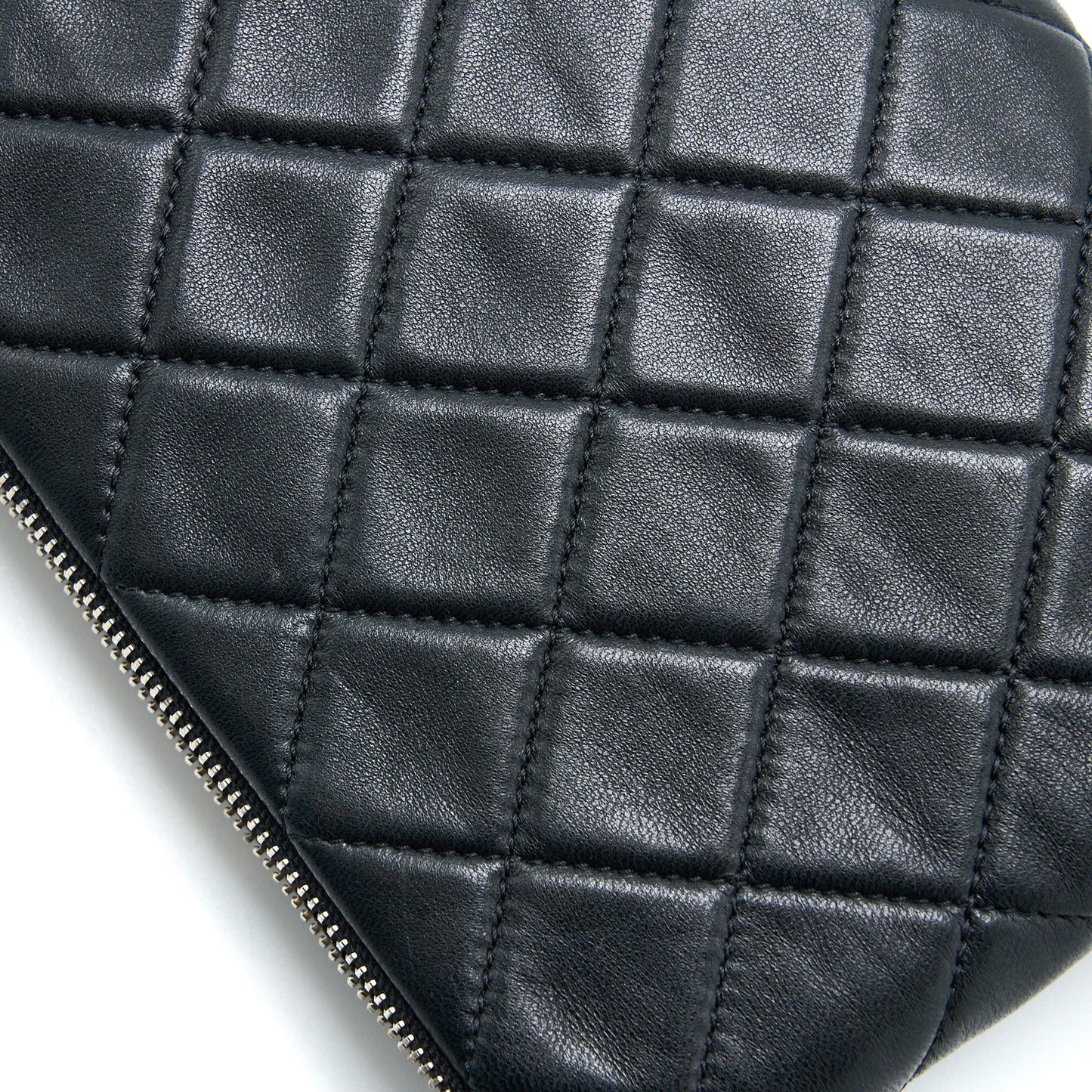 Chanel 12A Evening Bag Lambskin Black/Gold