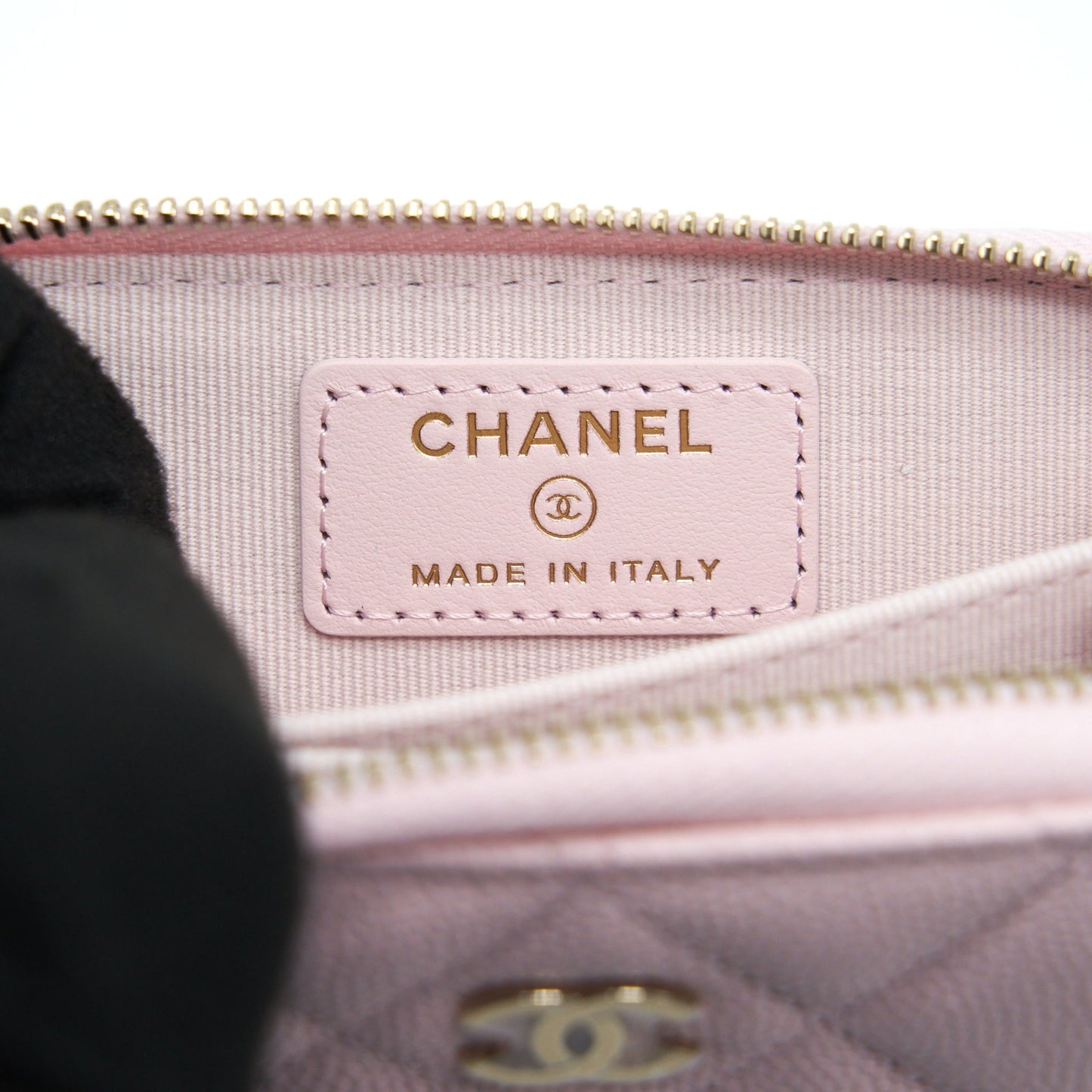 Chanel Zip Card Holder Caviar Light Pink L