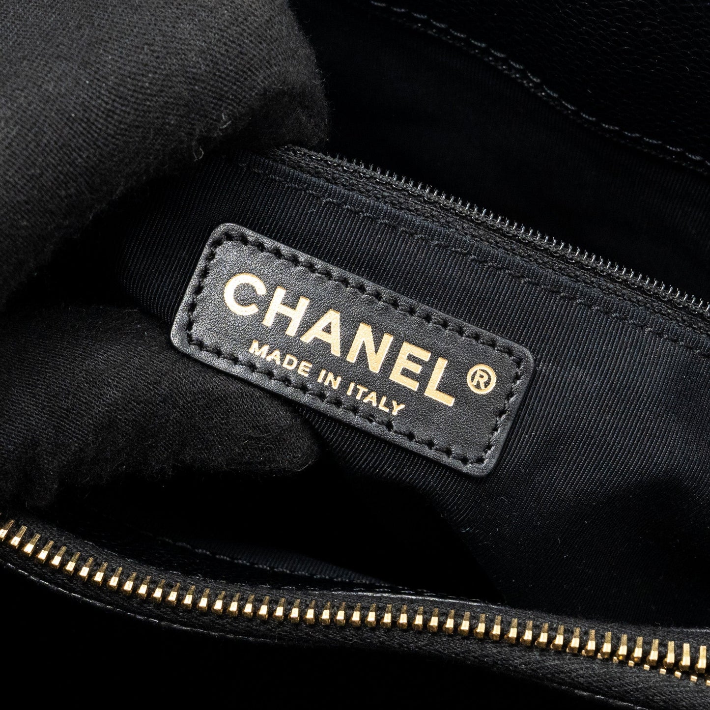 Chanel grand shopping tote caviar black