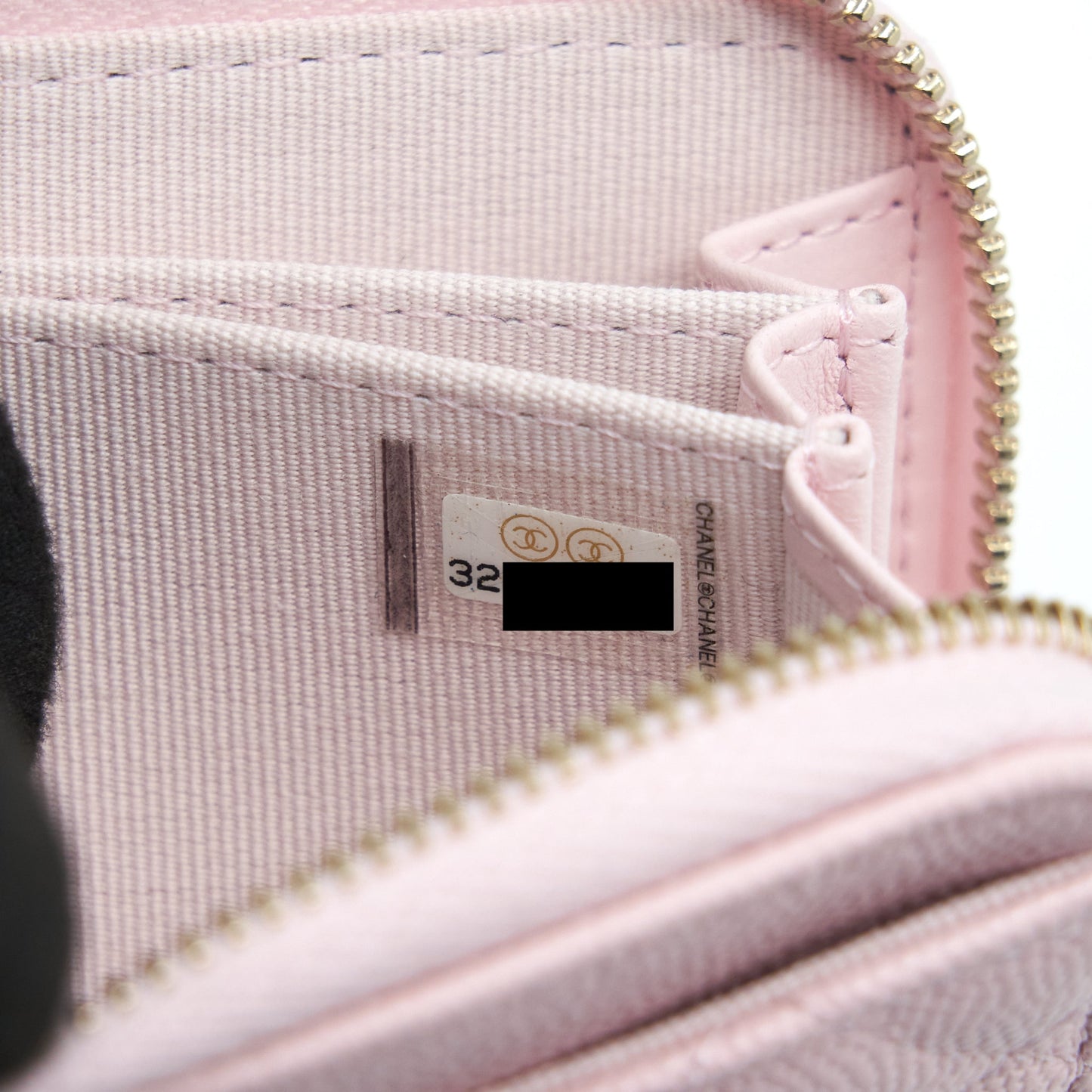 Chanel Zip Card Holder Caviar Light Pink L