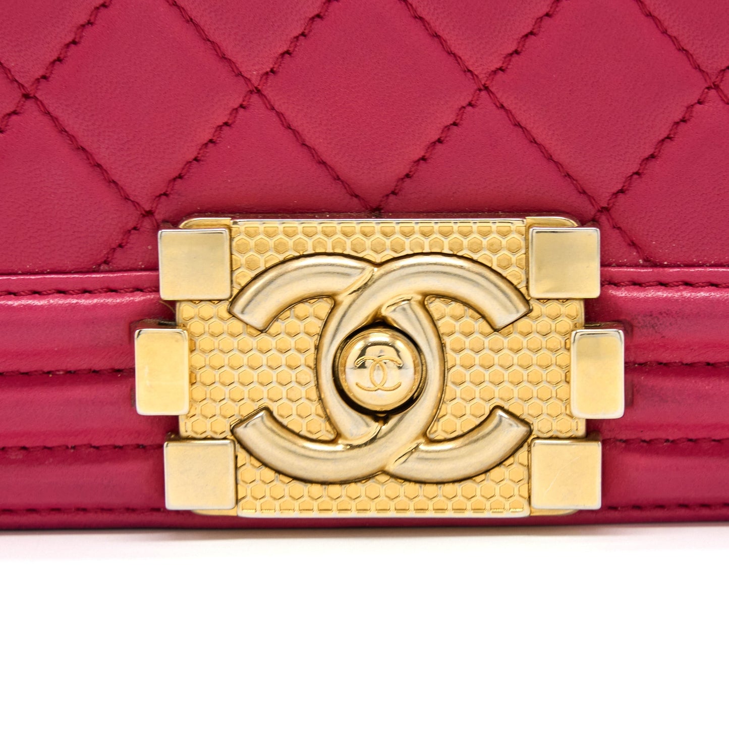 Chanel Medium Boy Bag Lambskin Pink