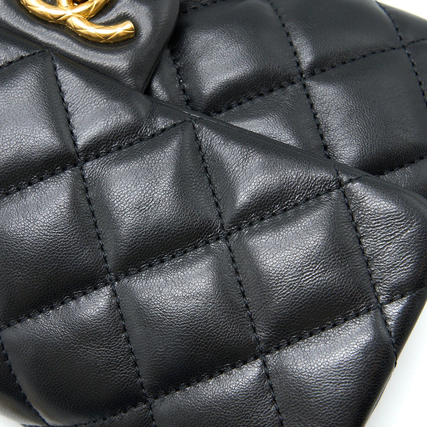 Chanel 22K Gold Pillar Adjustable Chain Flap Bag Lambskin Black Brushed  (Microchip)