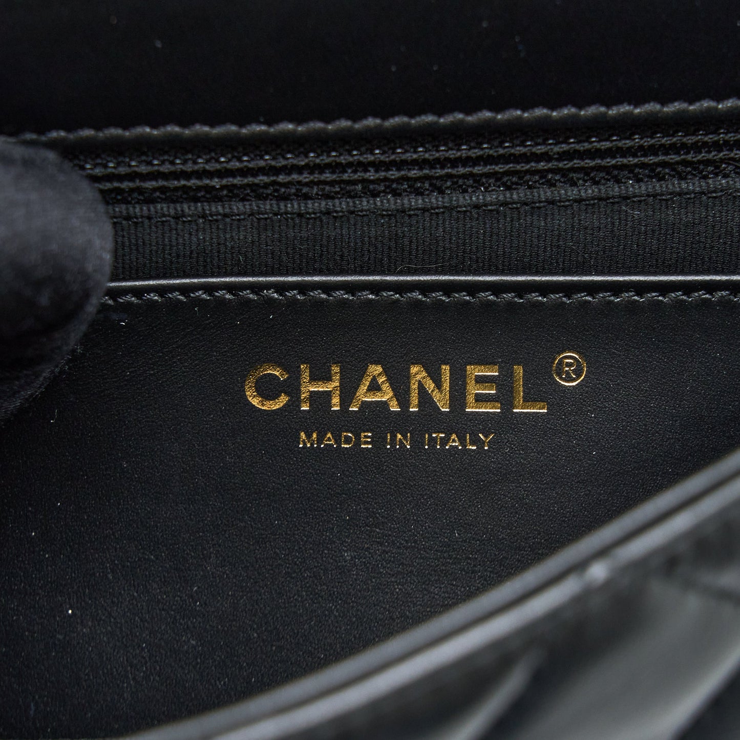 Chanel 22K Gold Pillar Adjustable Chain Flap Bag Lambskin Black Brushed  (Microchip)