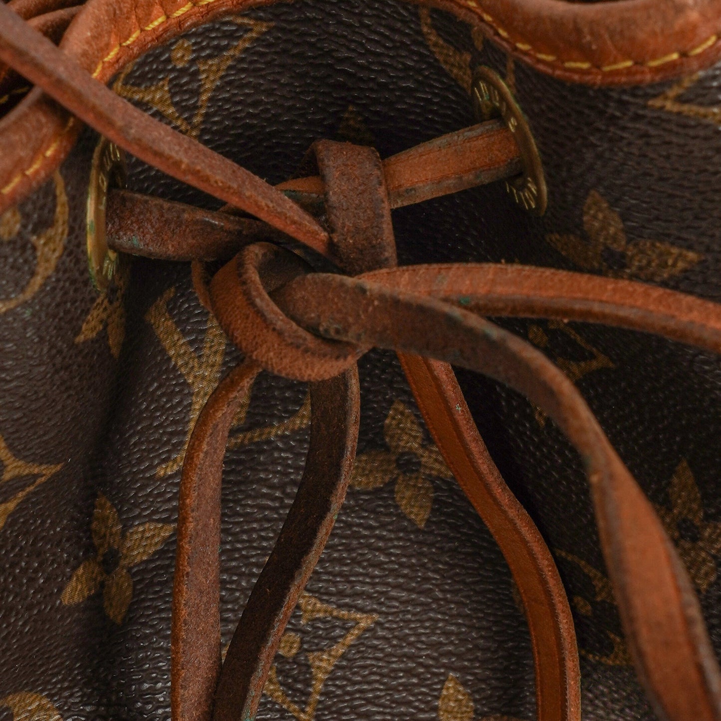 Louis Vuitton Noe Grande GM Monogram Canvas Shoulder Bag