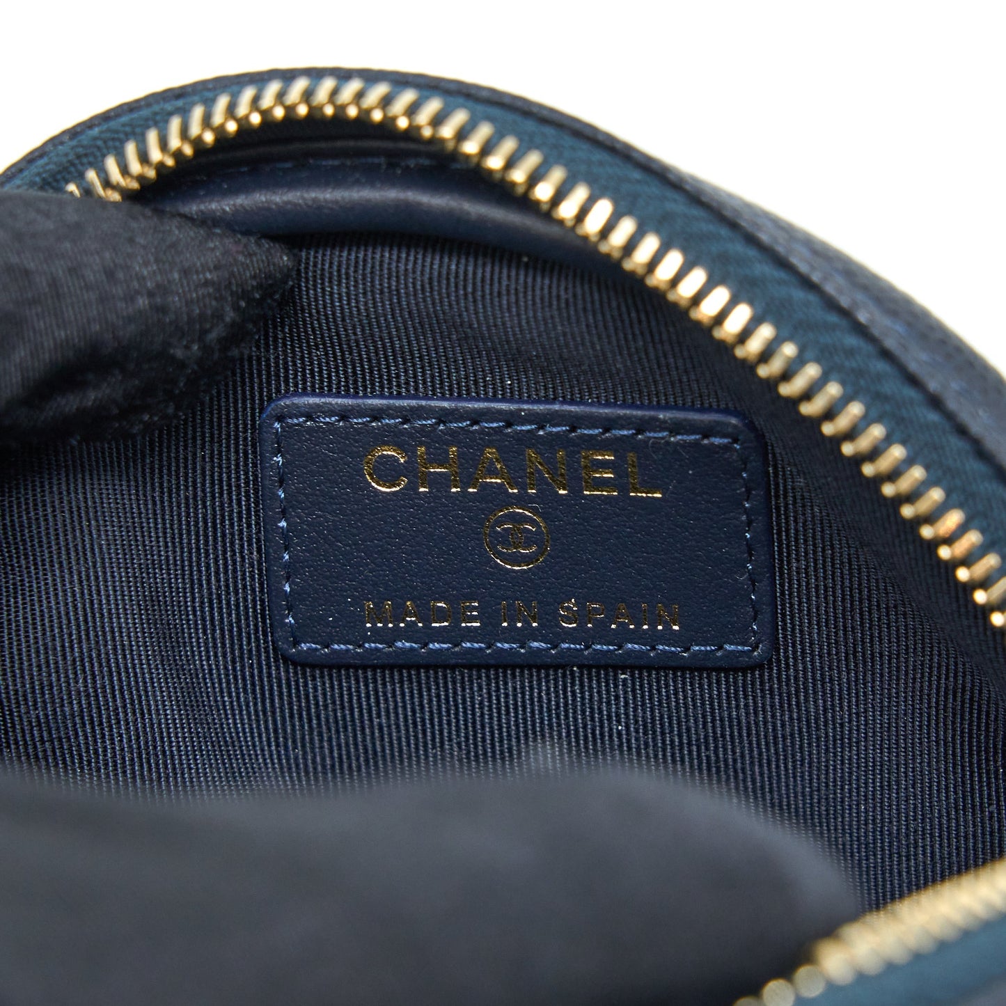 Chanel Mini Round Pouch Caviar Navy L