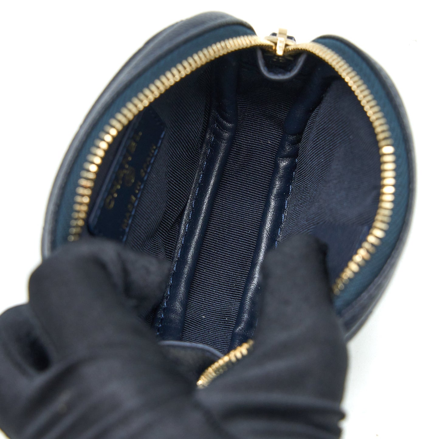 Chanel Mini Round Pouch Caviar Navy L