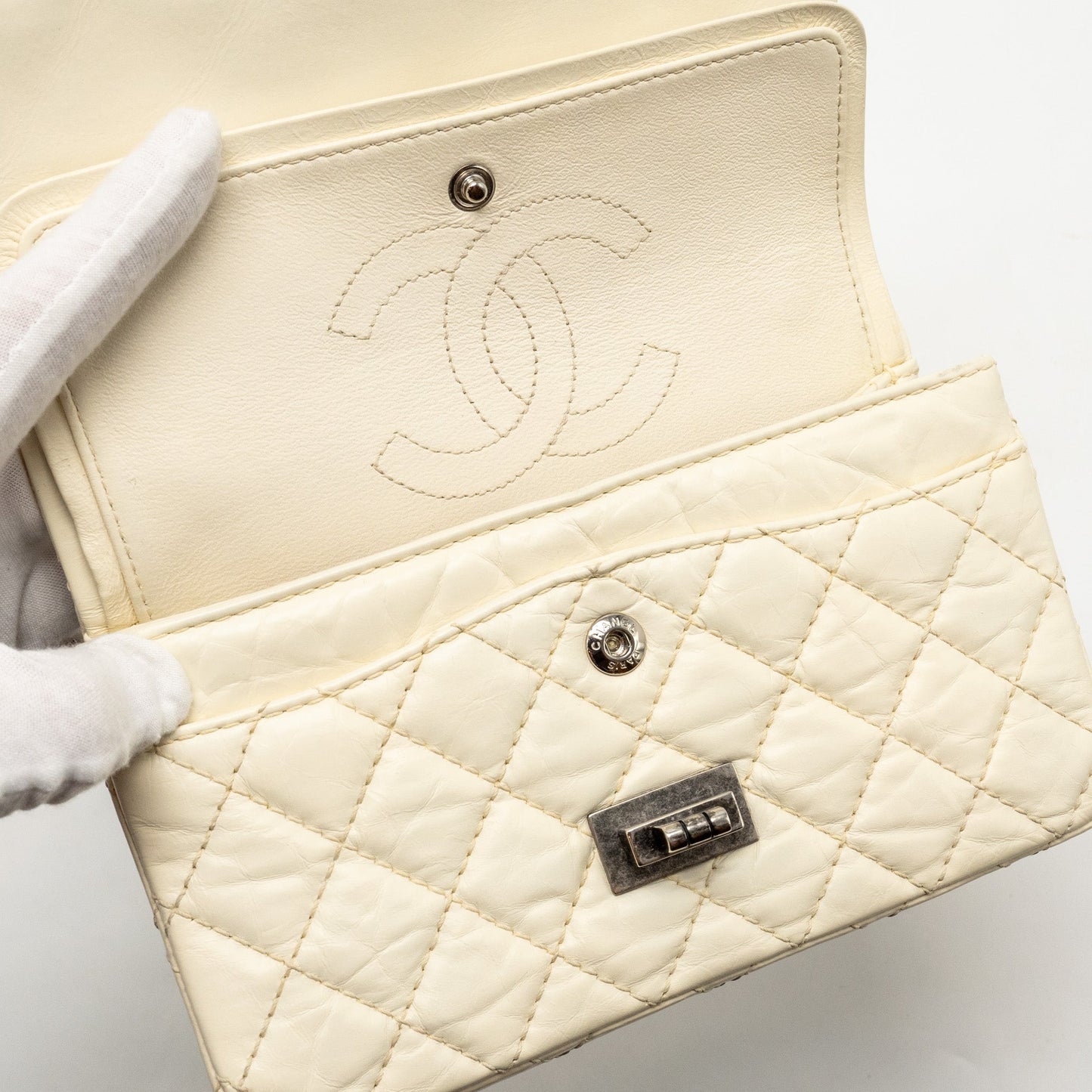 Chanel Mini 2.55 Reissue Flap Bag Aged Calfskin Creamy White With Ruthenium Hardware