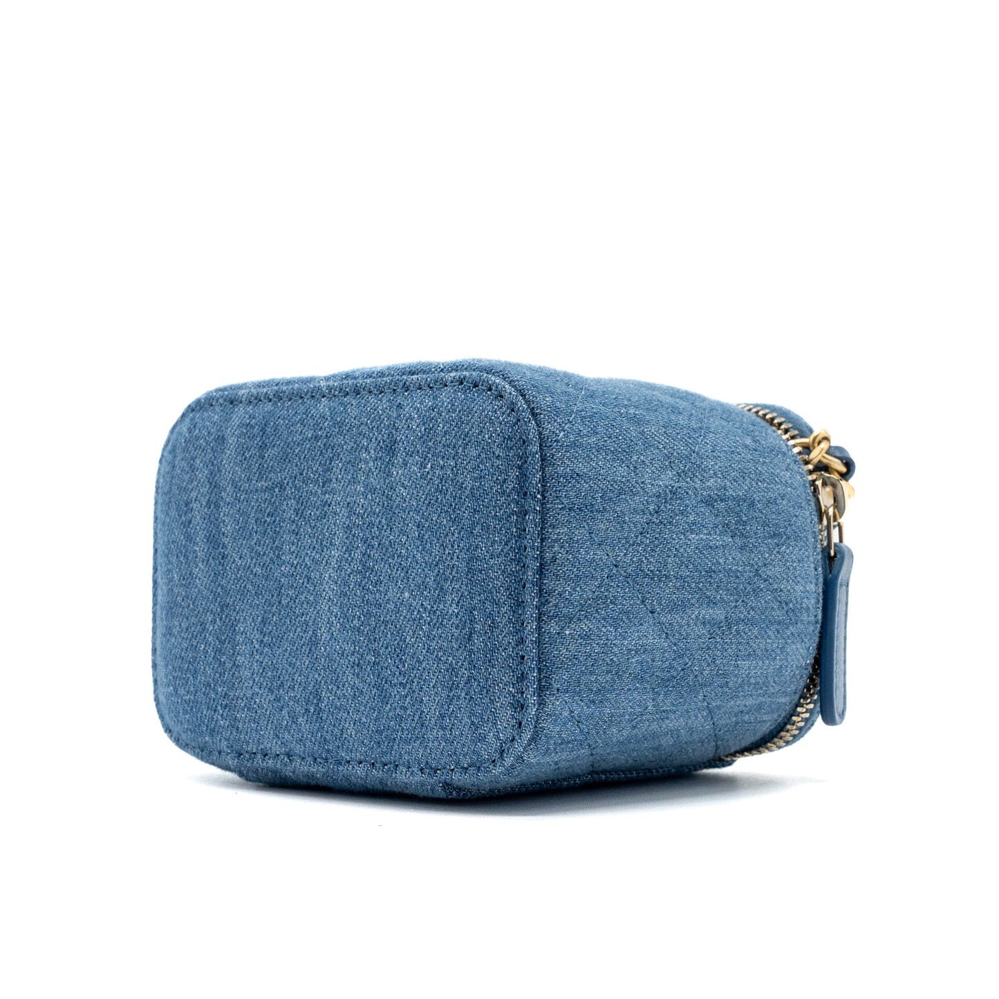 Chanel pearl crush mini vanity with chain Denim Blue