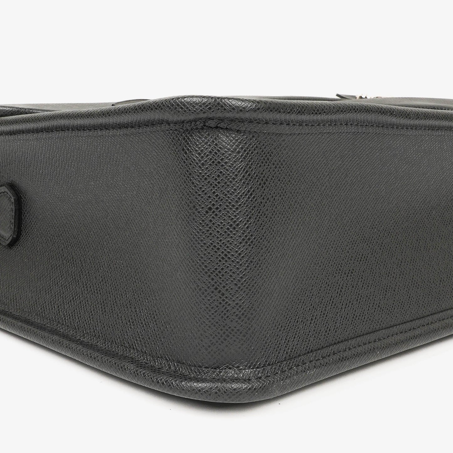 Louis Vuitton Anton Taiga Leather Briefcase Bag