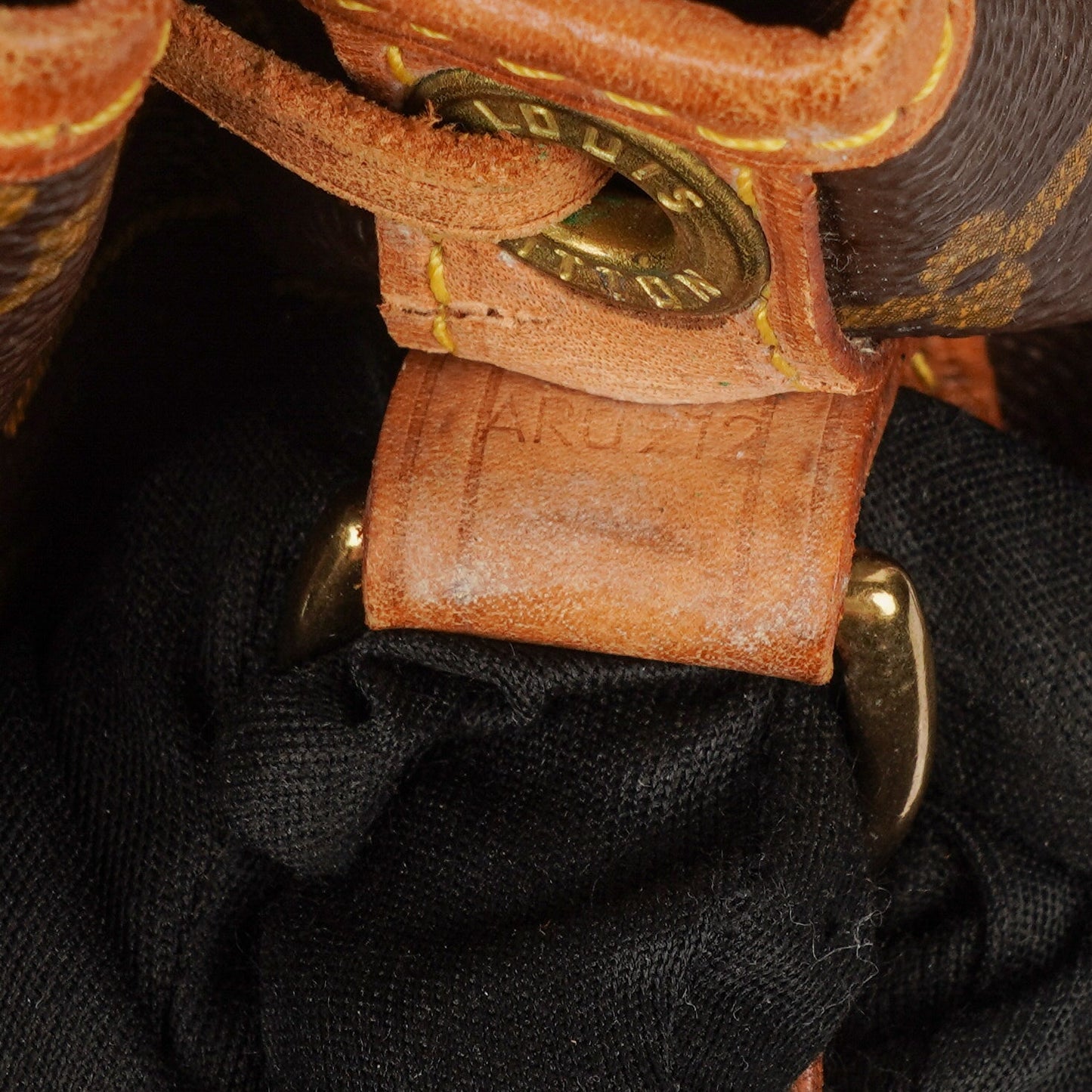 Louis Vuitton Noe Grande GM Monogram Canvas Shoulder Bag