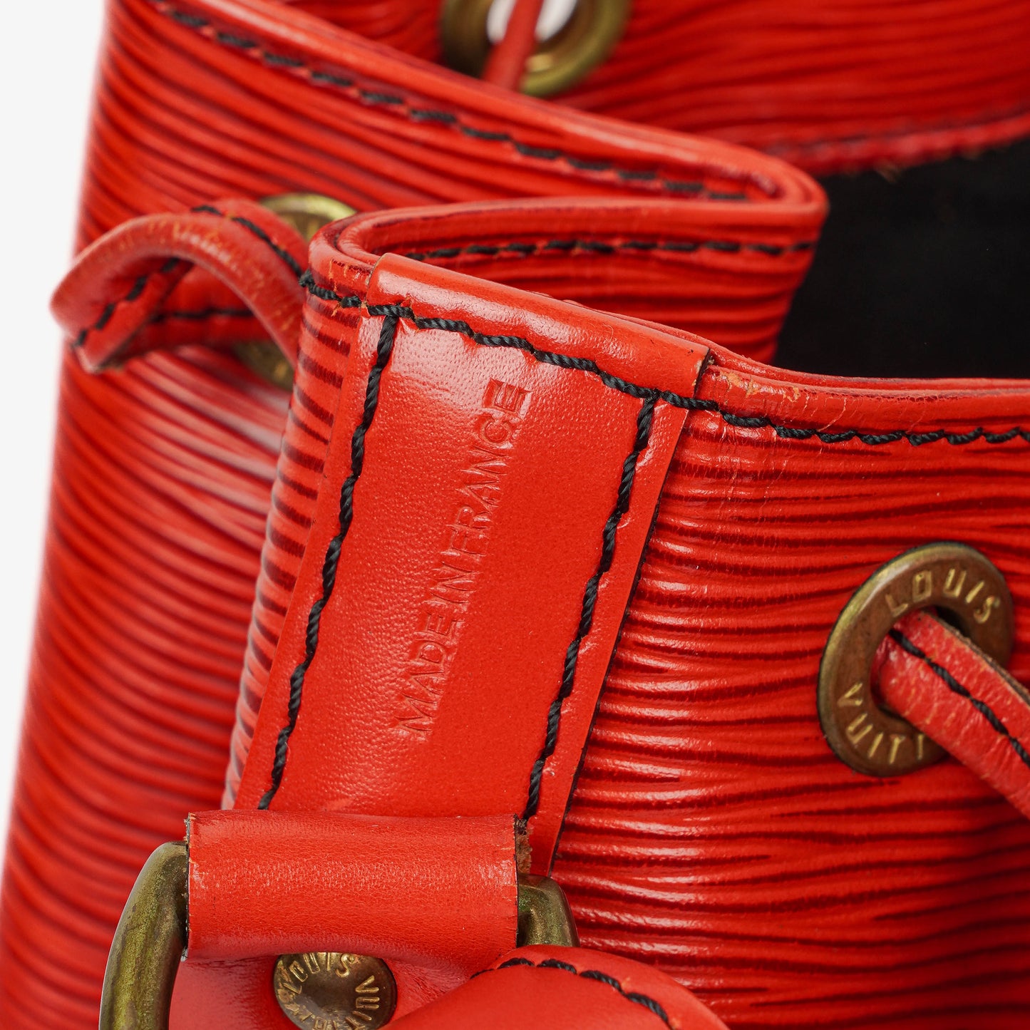 Louis Vuitton Noe Grande GM Red EPI Leather Shoulder Bag