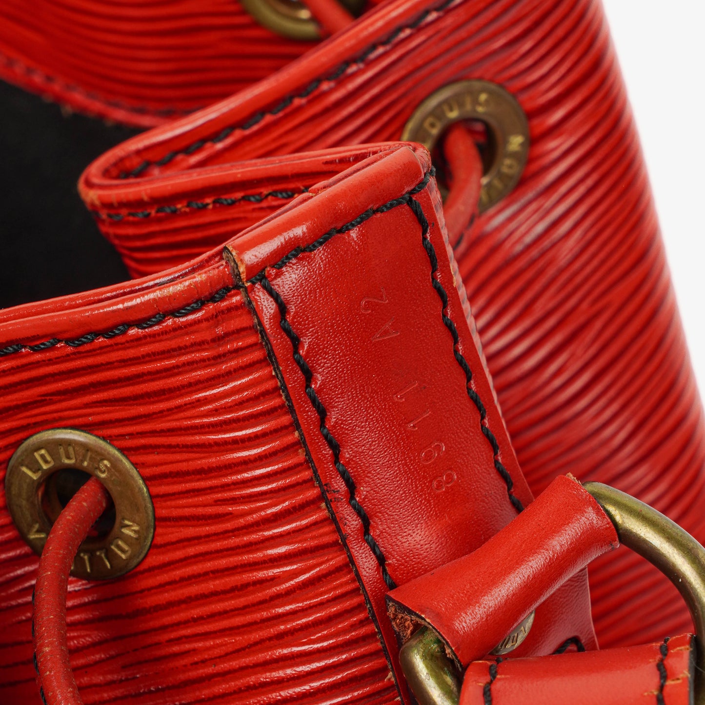 Louis Vuitton Noe Grande GM Red EPI Leather Shoulder Bag