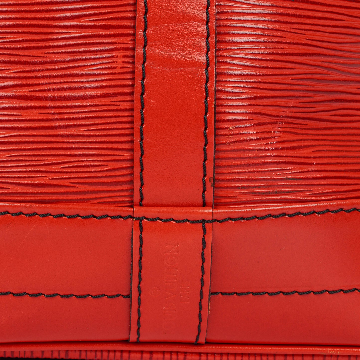 Louis Vuitton Noe Grande GM Red EPI Leather Shoulder Bag