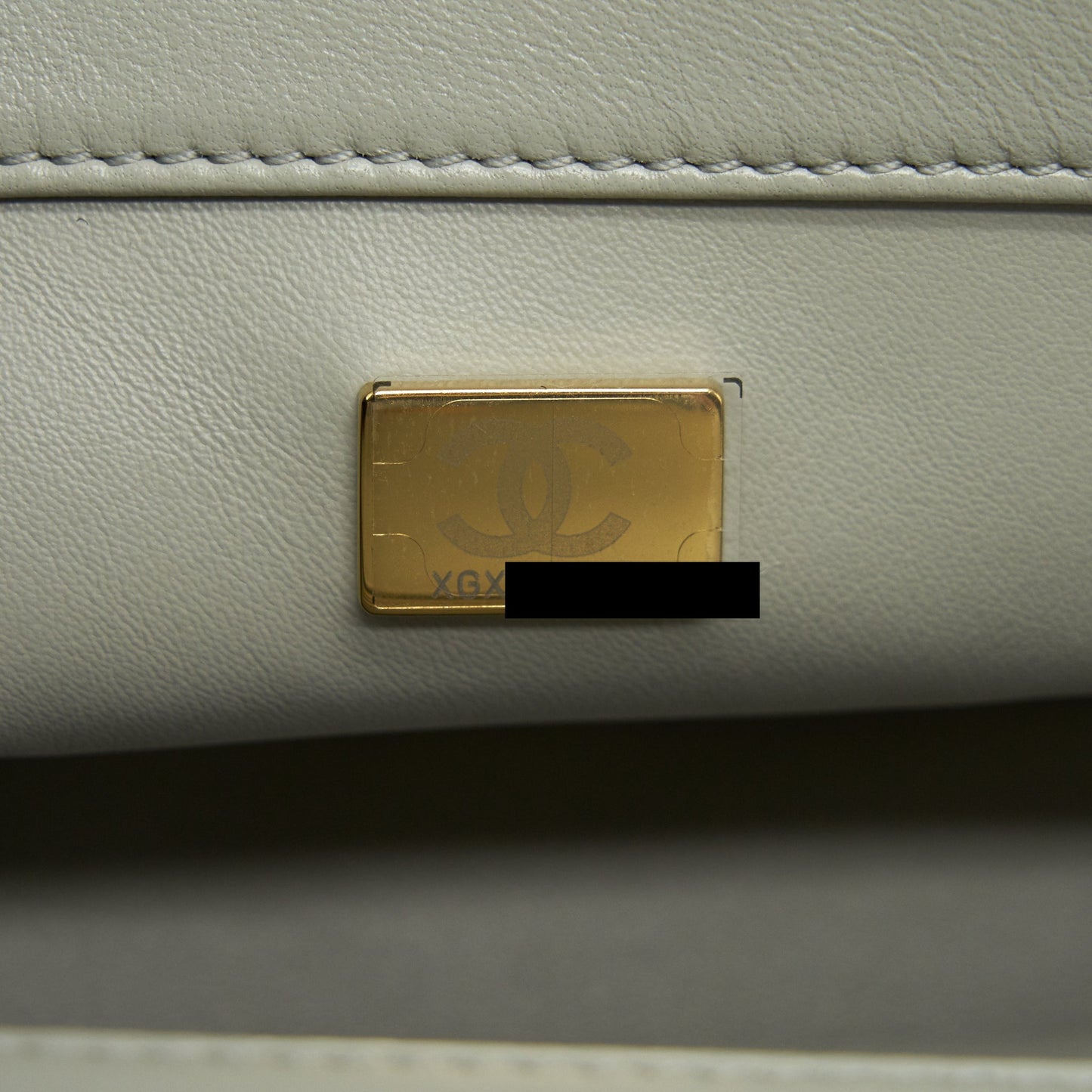 Chanel 22C light Pearl Crush mini Flap Bag Lambskin light Grey