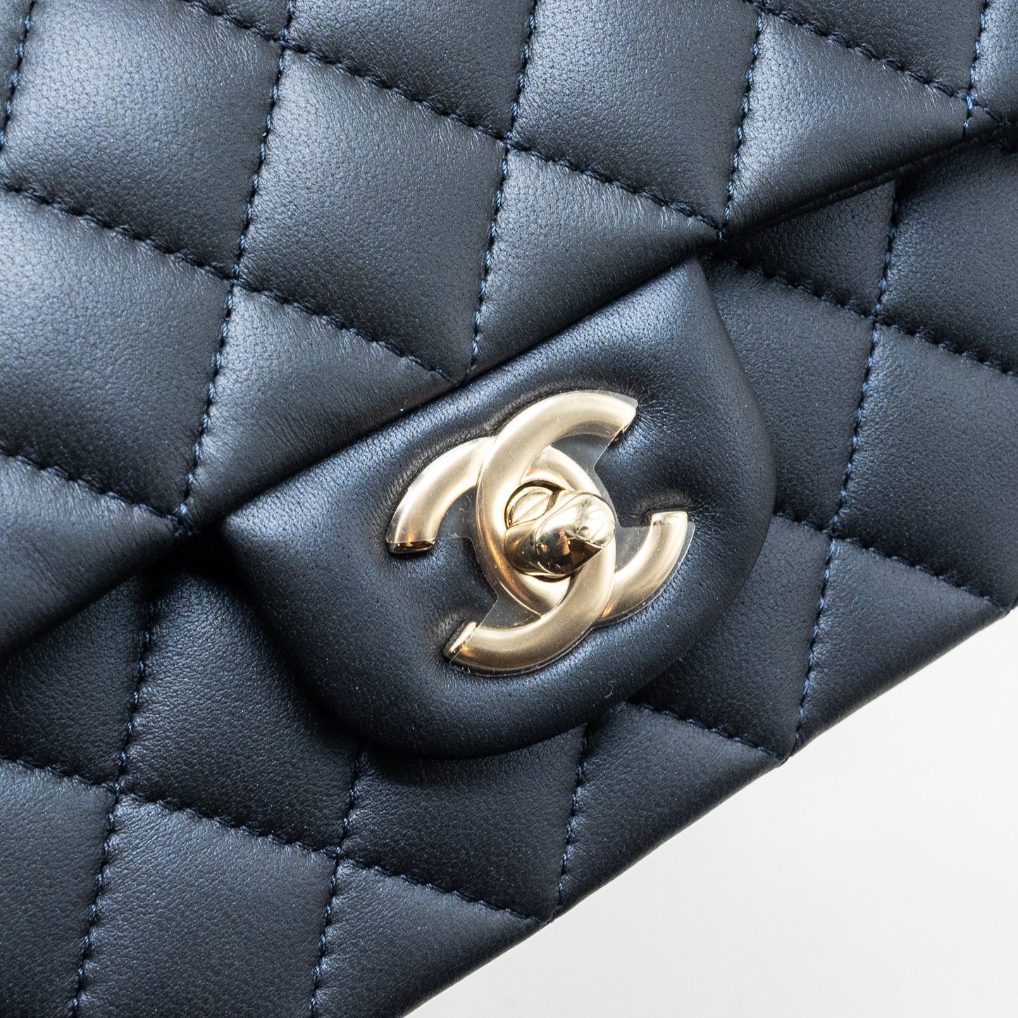 Chanel Top handle mini rectangular flap bag lambskin navy L (microchip)