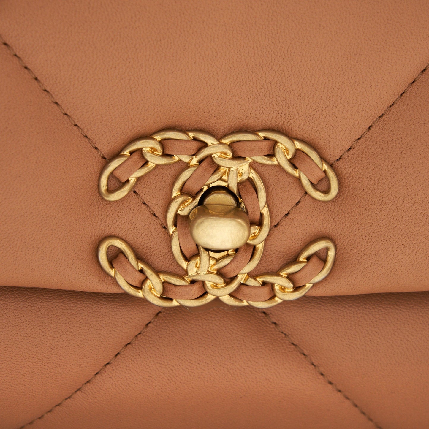 Chanel 21K Small 19 Flap Bag Lambskin Caramel