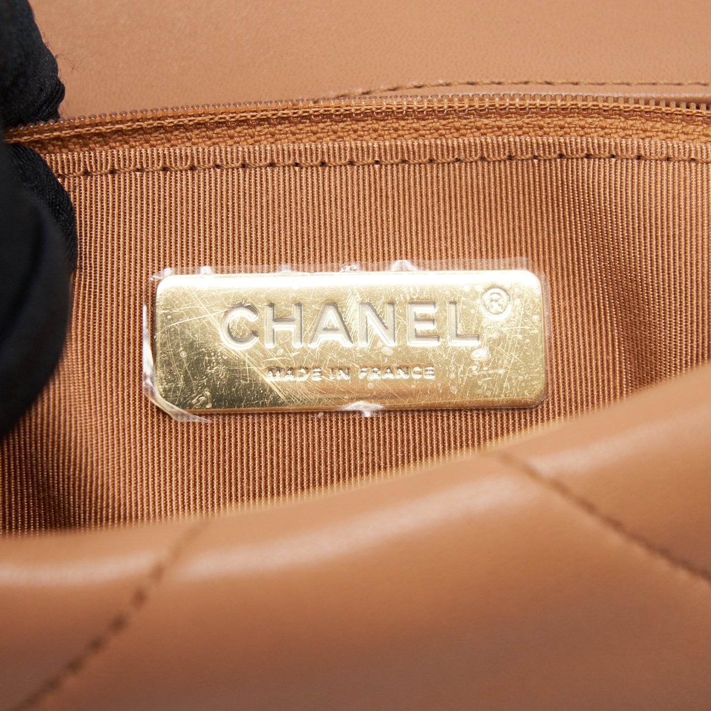 Chanel 21K Small 19 Flap Bag Lambskin Caramel