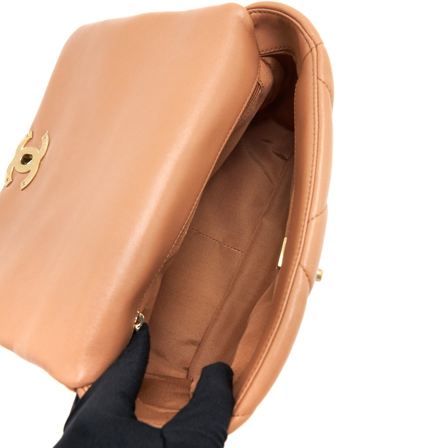 Chanel 21K Small 19 Flap Bag Lambskin Caramel