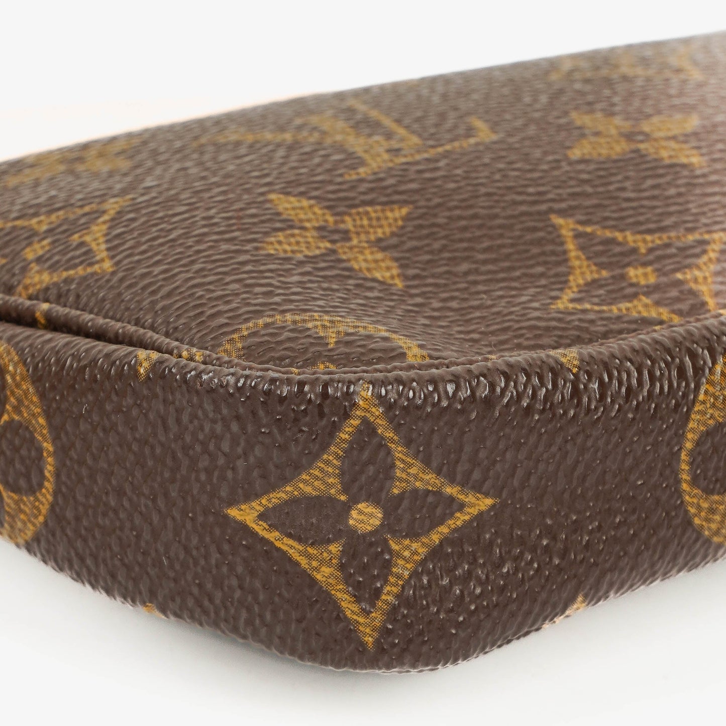 Louis Vuitton Pochette Accessoires Monogram Canvas Clutch Bag