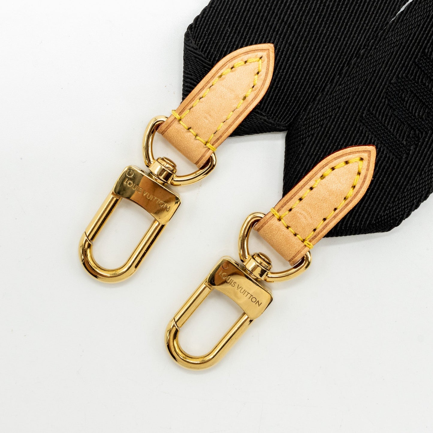 Louis Vuitton bandouliere shoulder strap black GHW